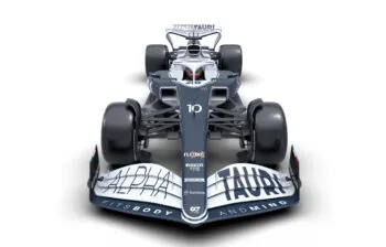 AlphaTauri presenta el AT03, su monoplaza para la temporada 2022