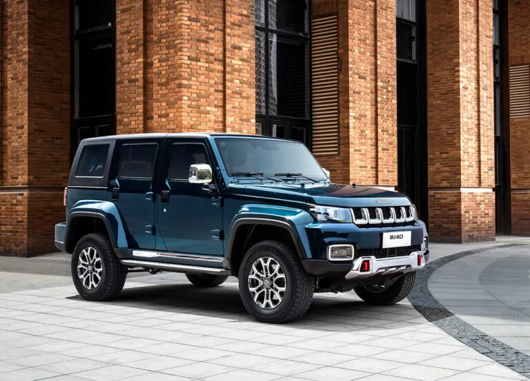 BJ40 Plus para un Off Road en serio