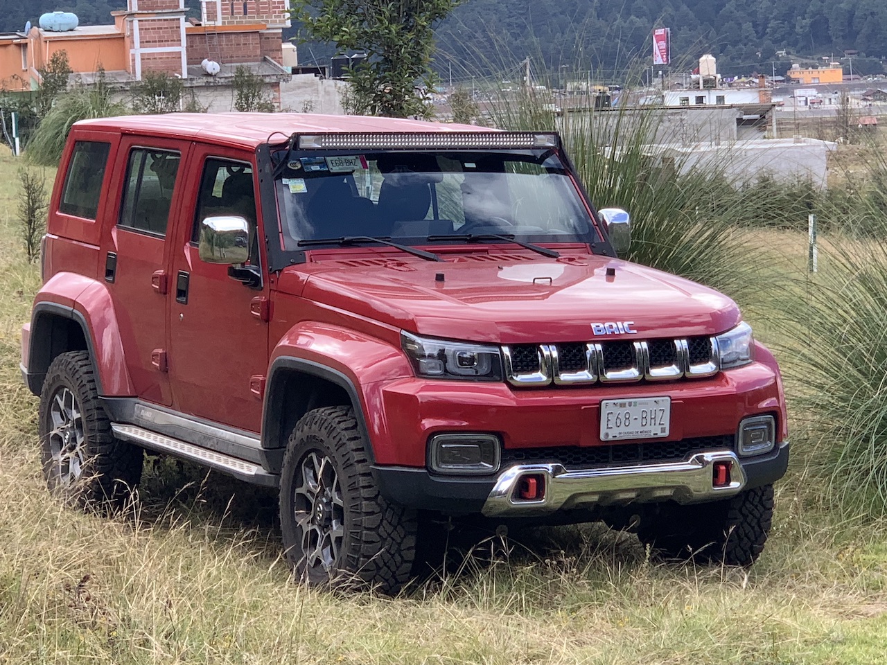 BJ40 2 | Memo Lira BJ40 Plus para un Off Road en serio