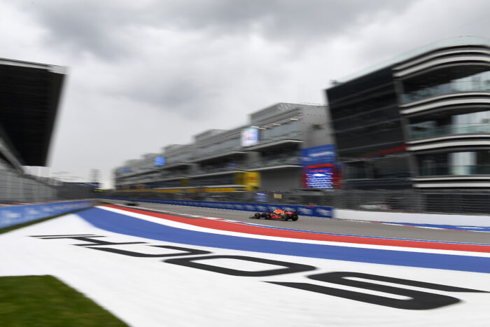 La Fórmula 1 ve como "imposible" correr el Gran Premio de Rusia 2022