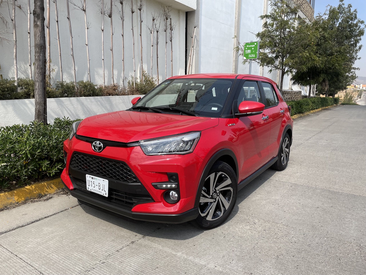 Toyota Raize, el mini SUV con turbo ideal para la ciudad