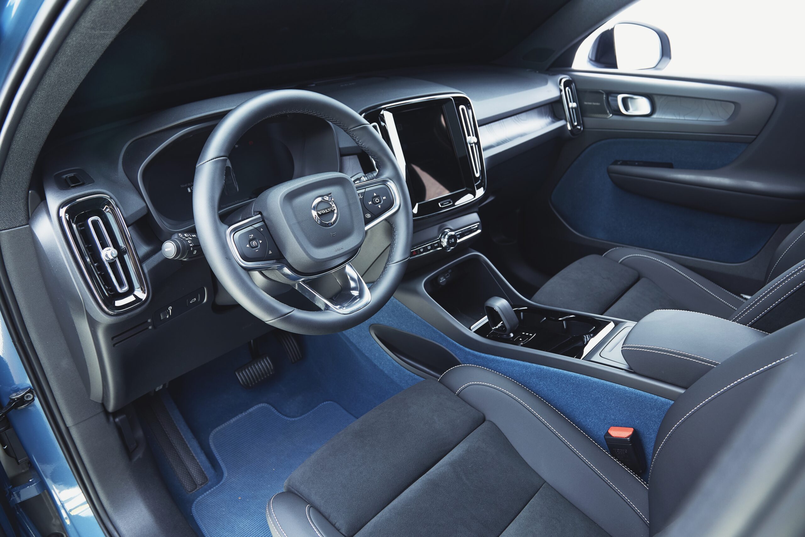 Volvo C40 Recharge Pure Electric exclusivamente eléctrico | Memo Lira Volvo C40 Recharge Pure Electric exclusivamente eléctrico