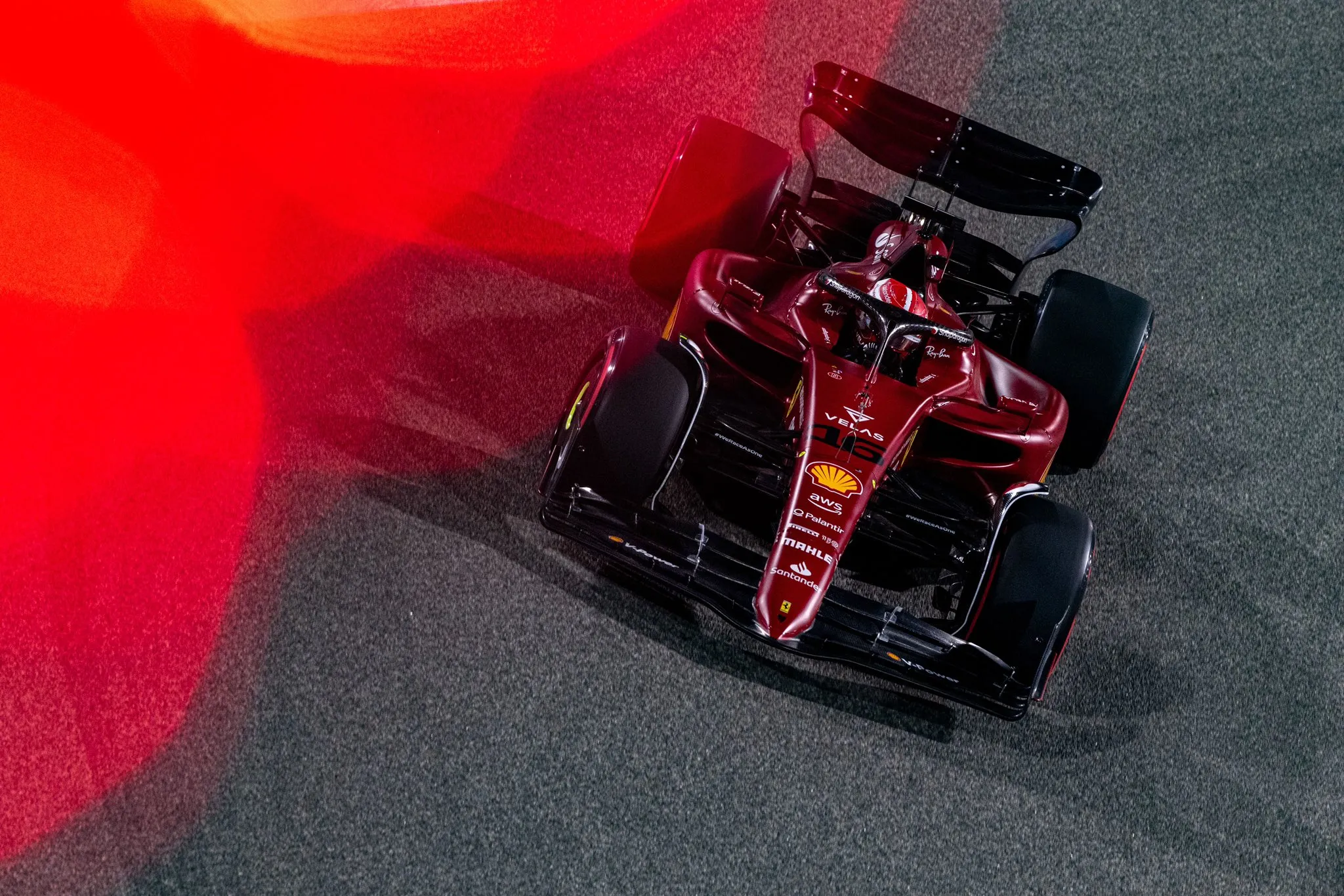 Charles Leclerc gana el Gran Premio de Bahréin, 1-2 para Ferrari