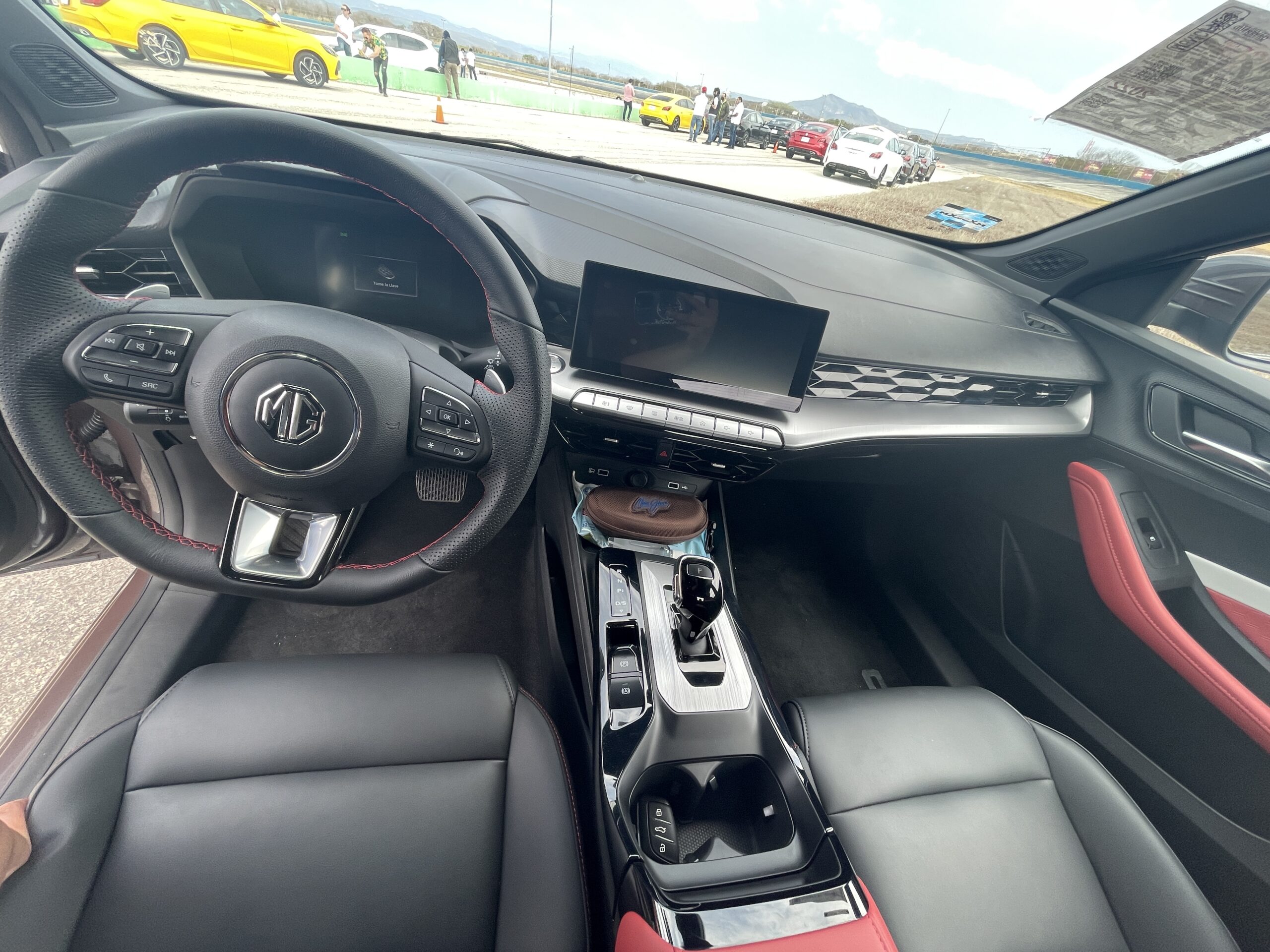 Manejamos el nuevo MG GT un sedán muy atractivo