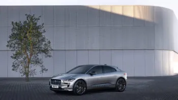 Jaguar I-Pace con Amazon Alexa