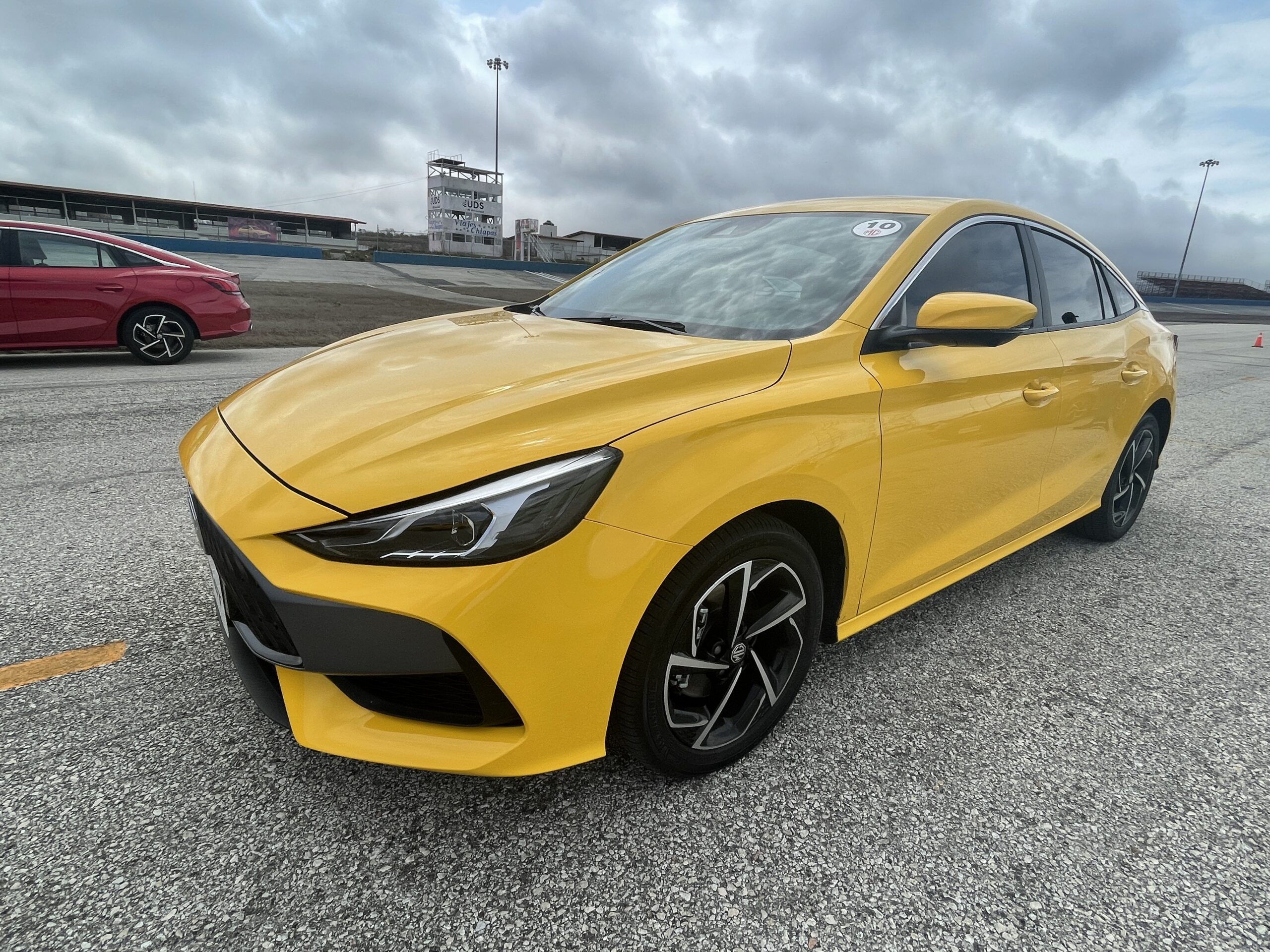 Manejamos el nuevo MG GT un sedán muy atractivo