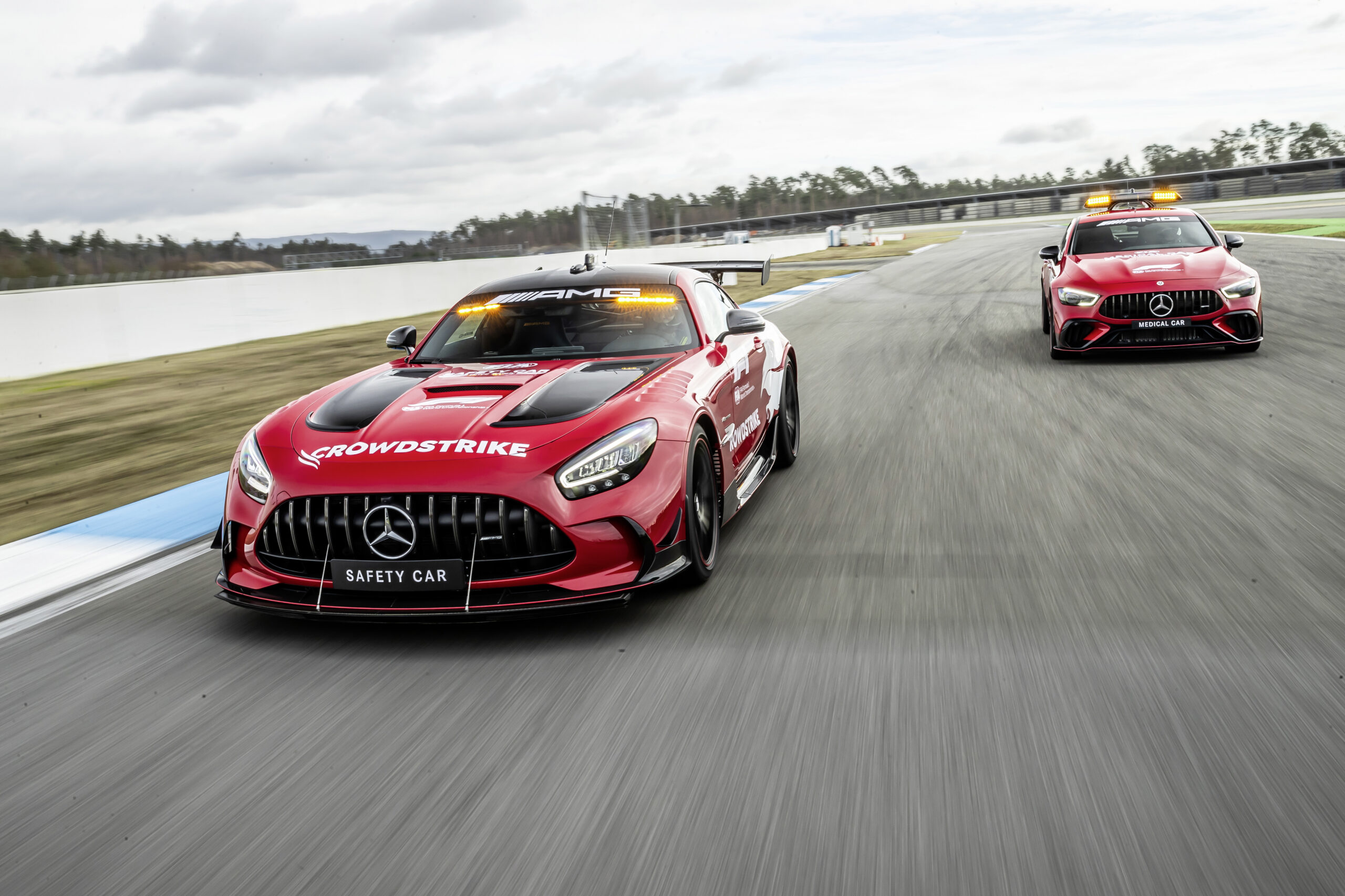 Mercedes AMG ha revelado el nuevo Safety Car y Medical Car para la Fórmula 1 2022