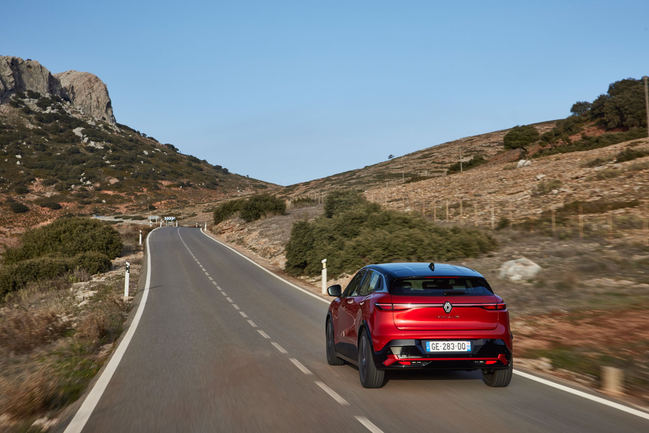 RENAULT MEGANE ETECH ELECTRIC BCB | Memo Lira