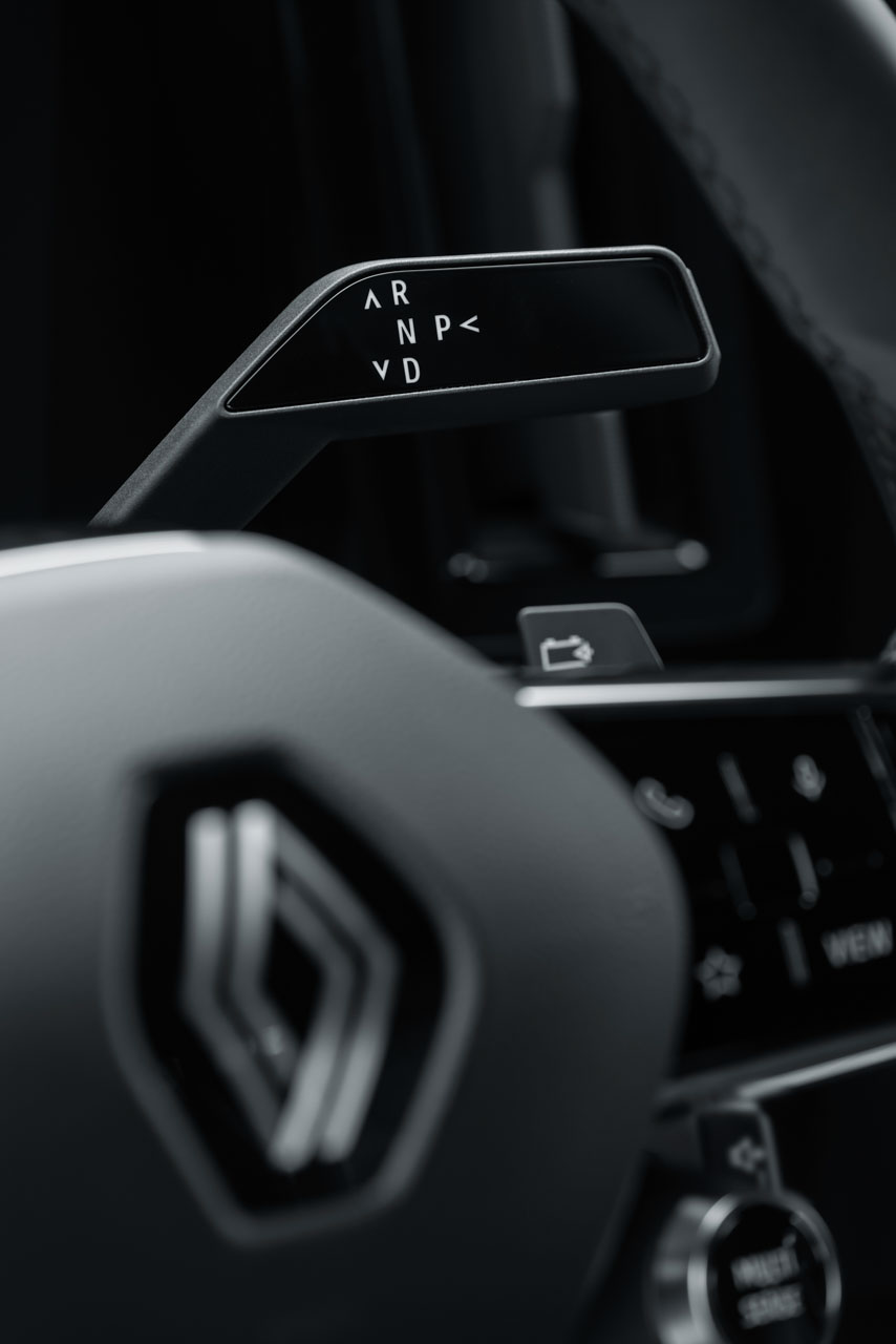 RENAULT MEGANE ETECH ELECTRIC BCB | Memo Lira