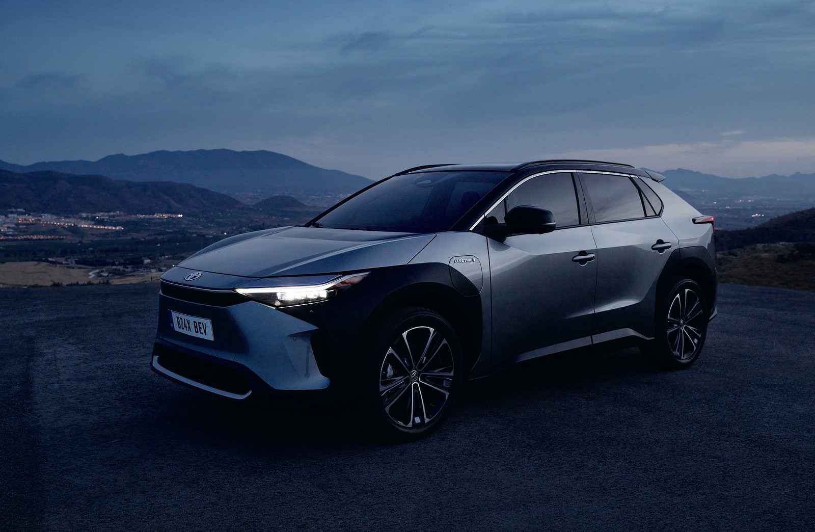 ToyotabZ4X | Memo Lira