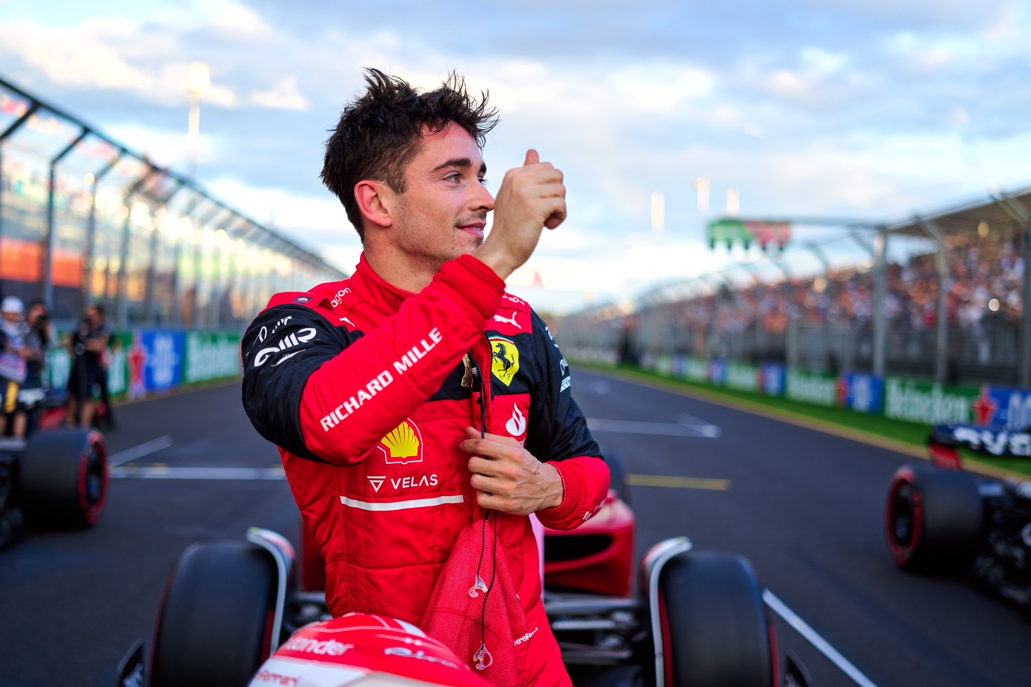 Leclerc consigue la victoria en Australia Pérez segundo | Memo Lira Leclerc consigue la victoria en Australia Pérez segundo