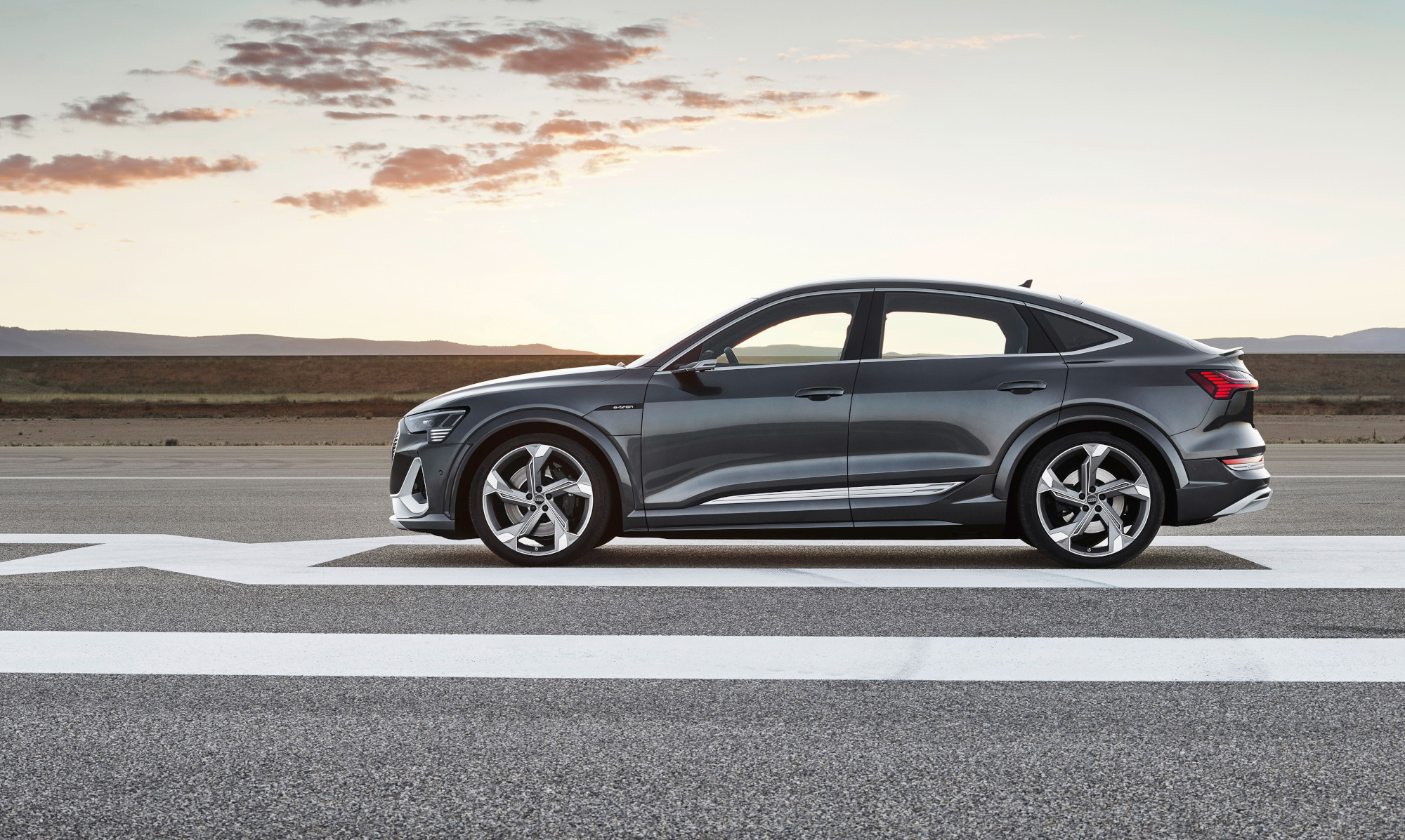 Audi e tron S Sportback 