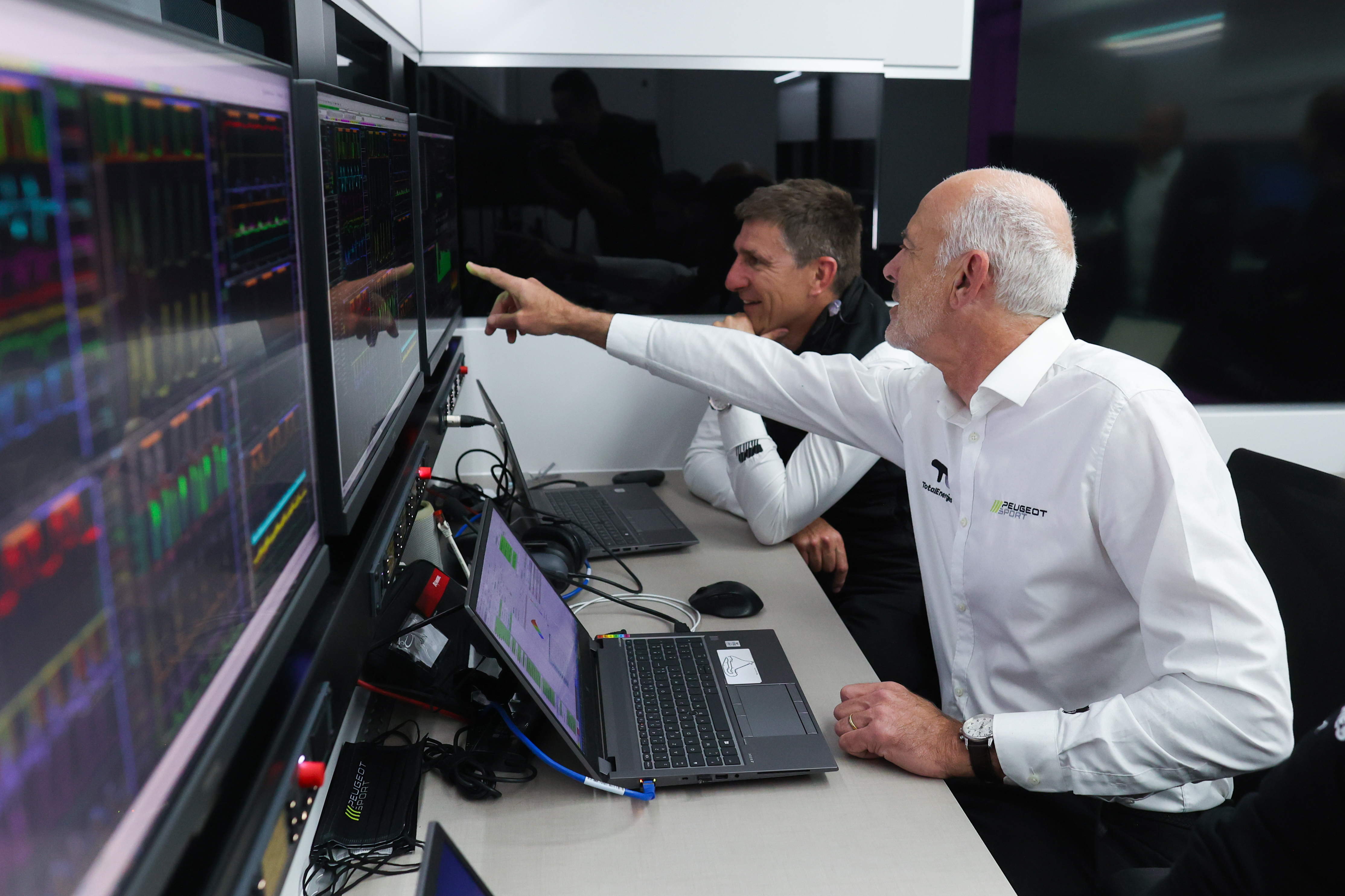 Peugeot 9X8 diseñado con tecnología digital