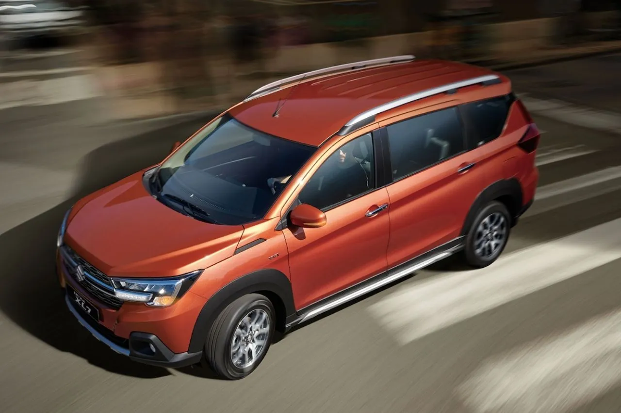 Una, dos, tres y hasta siete plazas: ¿cada quién su lugar?