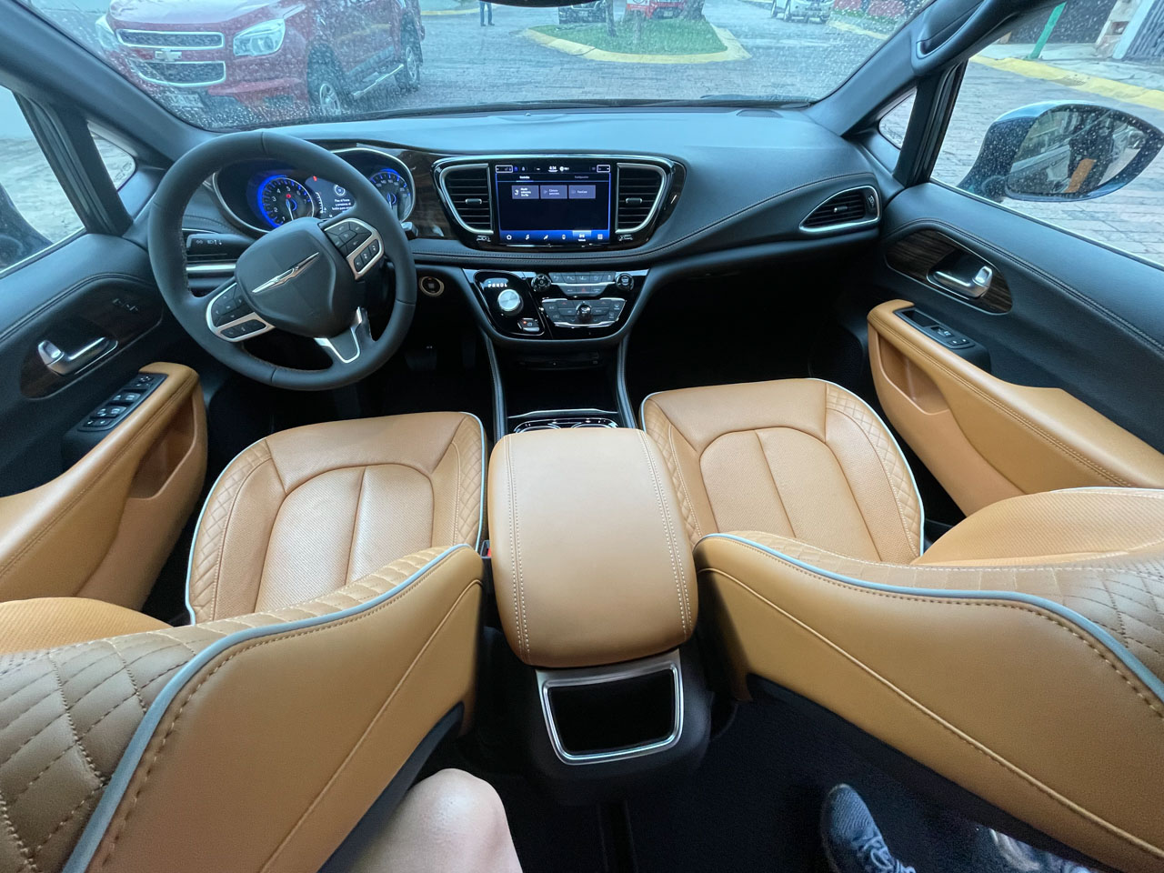 interiores Pacifica Memo Lira A prueba Chrysler Pacifica la minivan que redefine el concepto premium