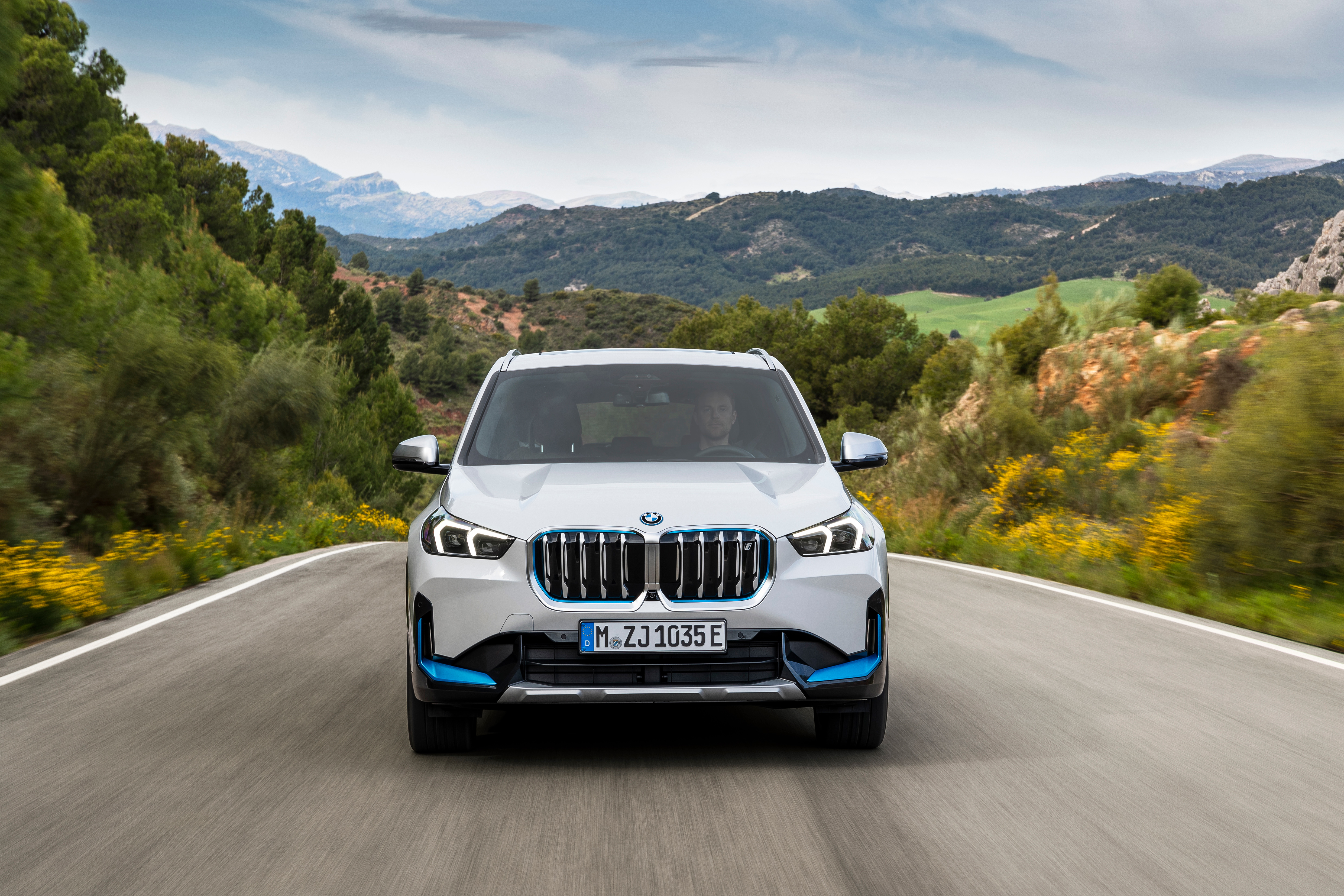 El BMW X1 llega en una nueva generación incluido el BMW iX1 puramente eléctrico | Memo Lira El BMW X1 llega en una nueva generación incluido el BMW iX1 puramente eléctrico