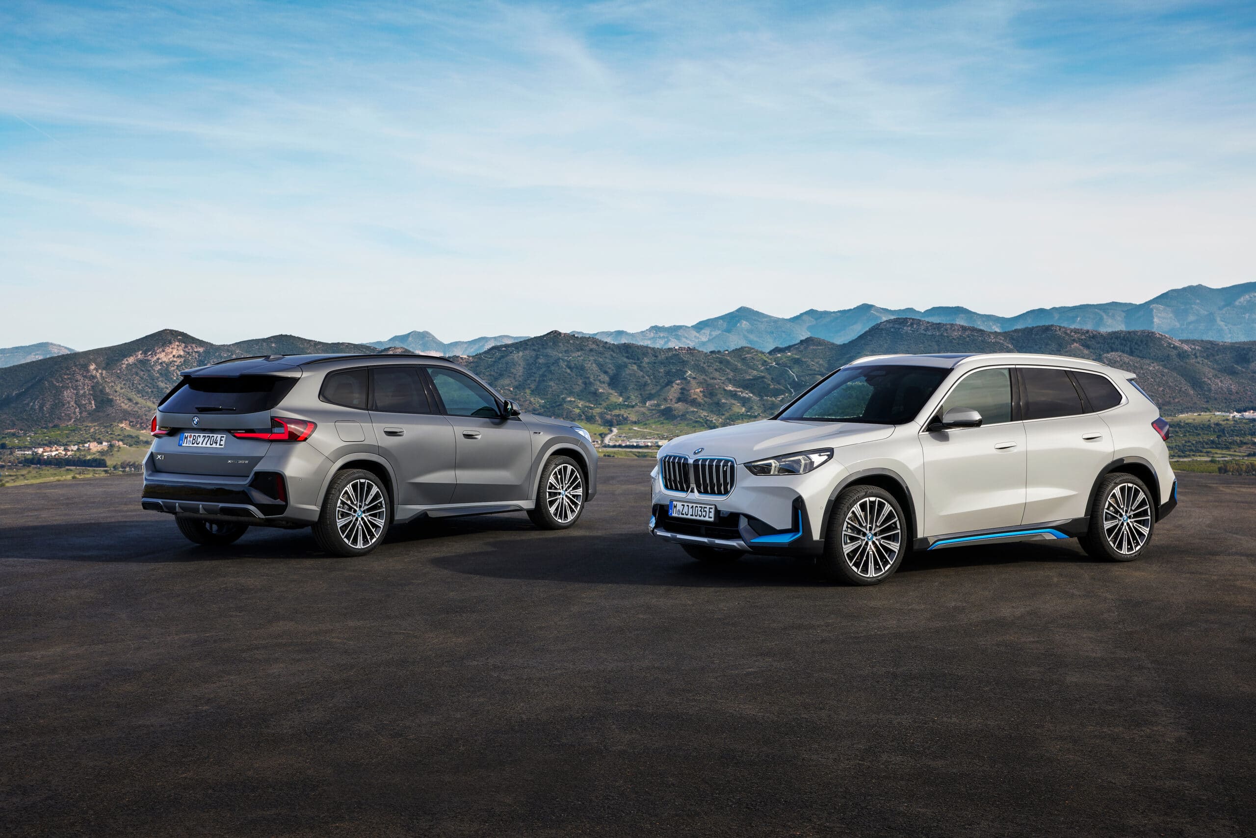 El BMW X1 llega en una nueva generación, incluido el BMW iX1 puramente eléctrico