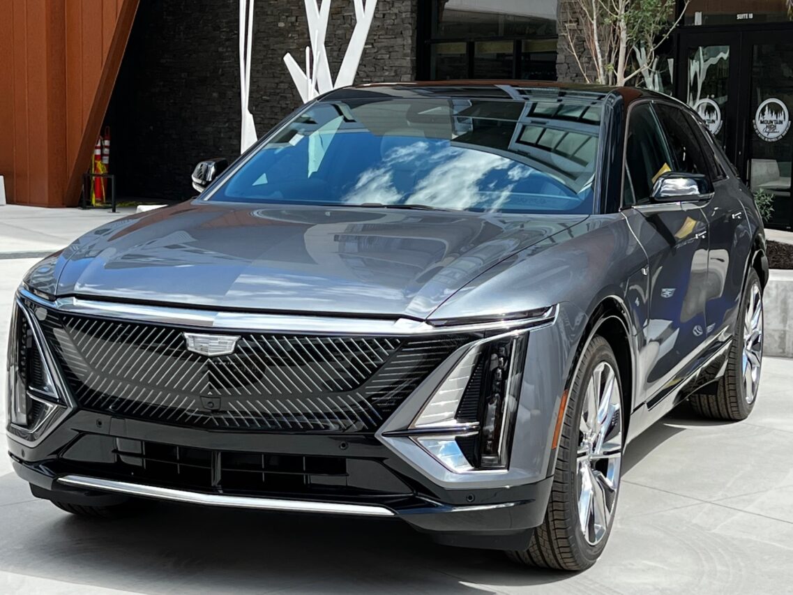 La era eléctrica rejuvenece a Cadillac manejamos LYRIQ