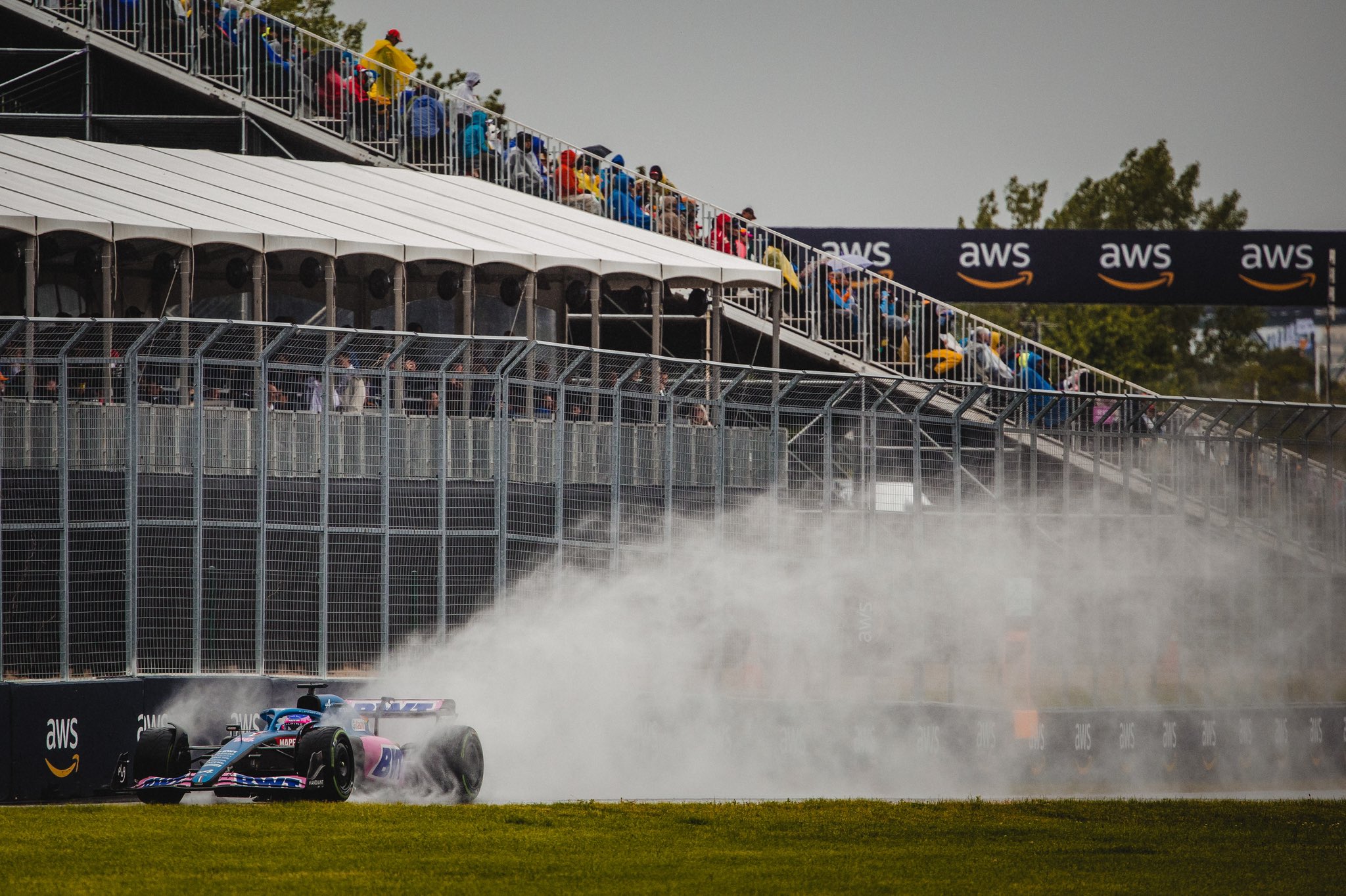 Max Verstappen logra la pole en el GP de Canadá Fernando Alonso segundo | Memo Lira Max Verstappen logra la pole en el GP de Canadá Fernando Alonso segundo