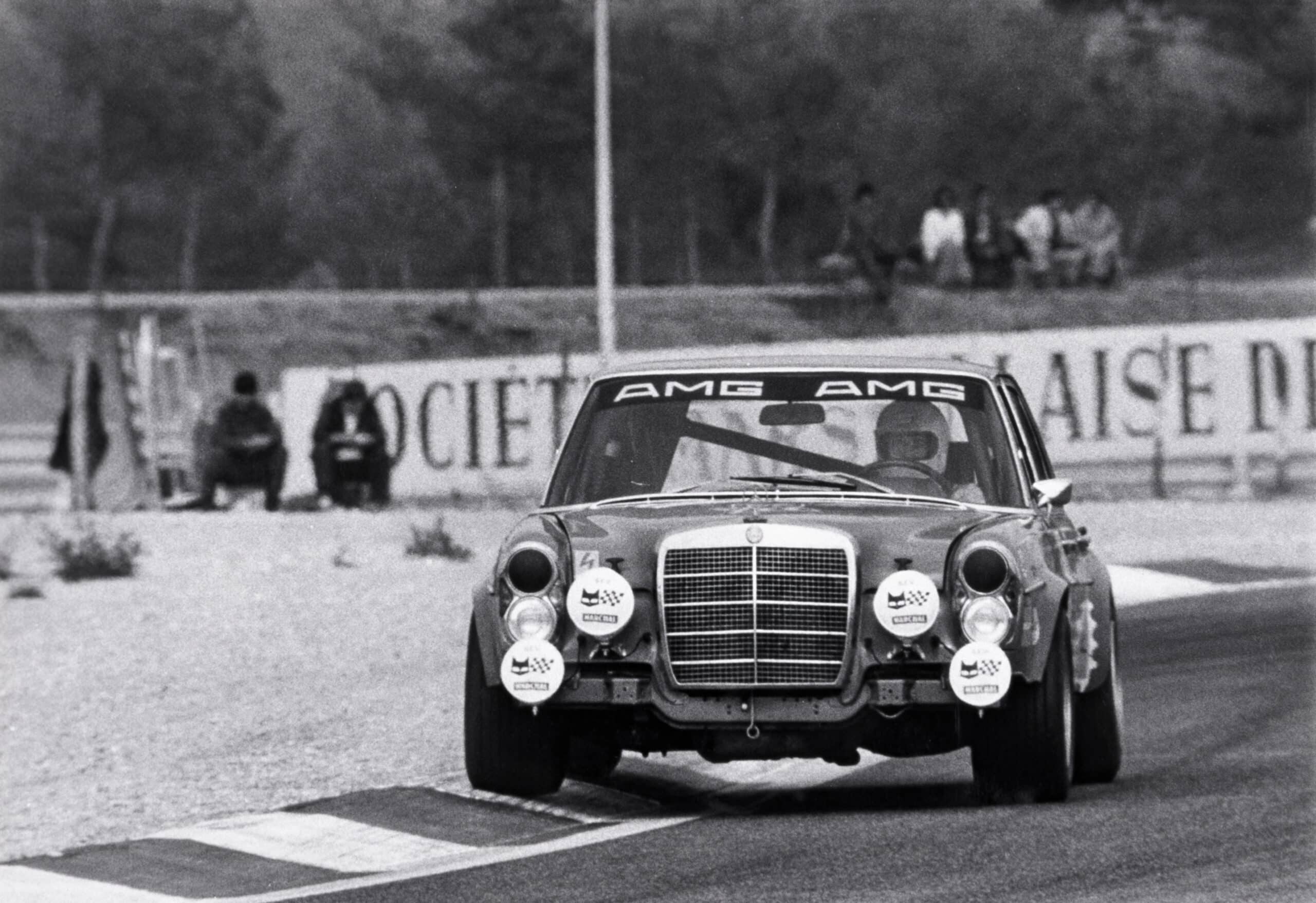 Mercedes-Benz Red Pig segundo lugar en 1971