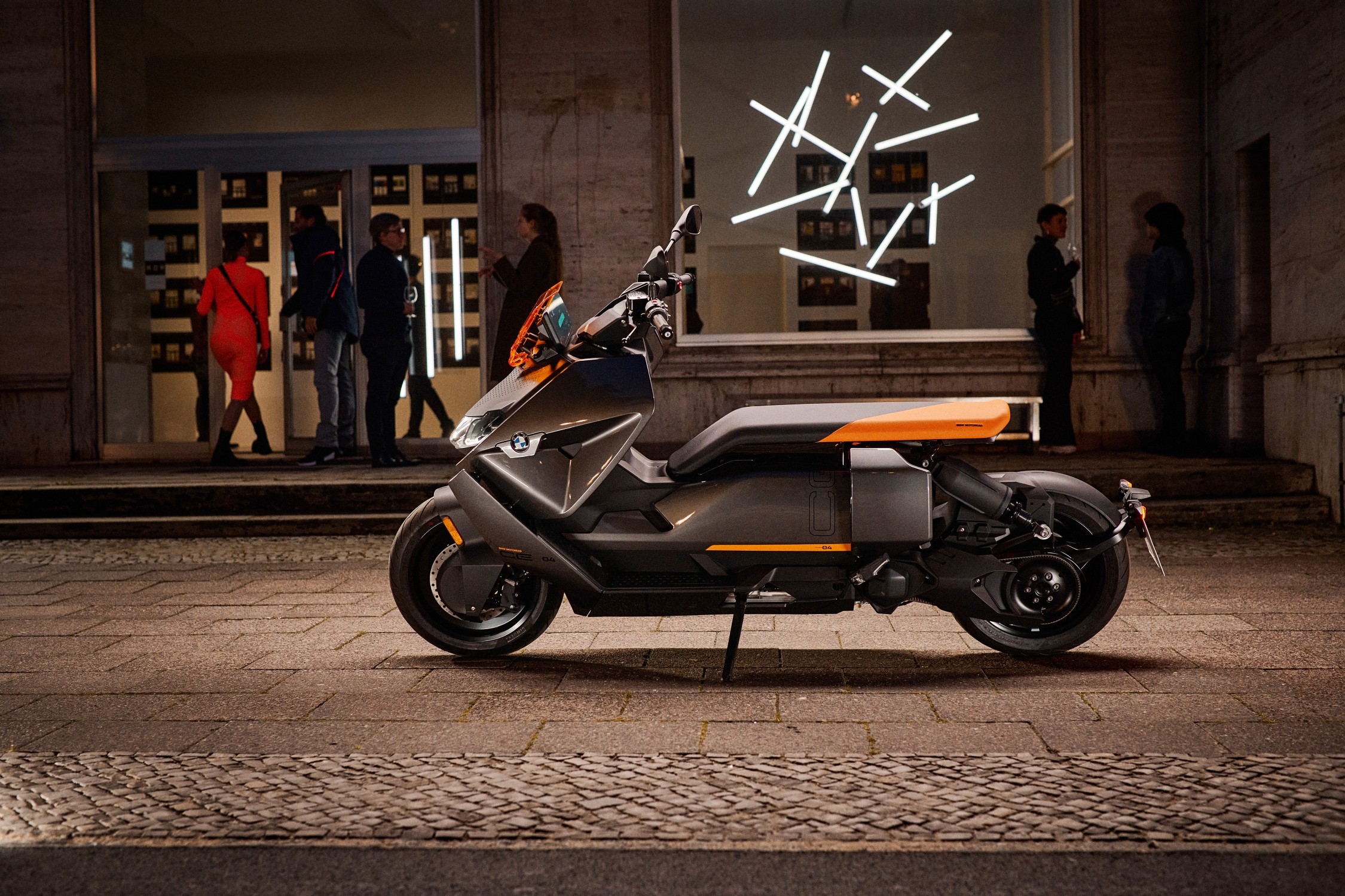 Scooter eléctrico de BMW | Memo Lira Scooter eléctrico de BMW