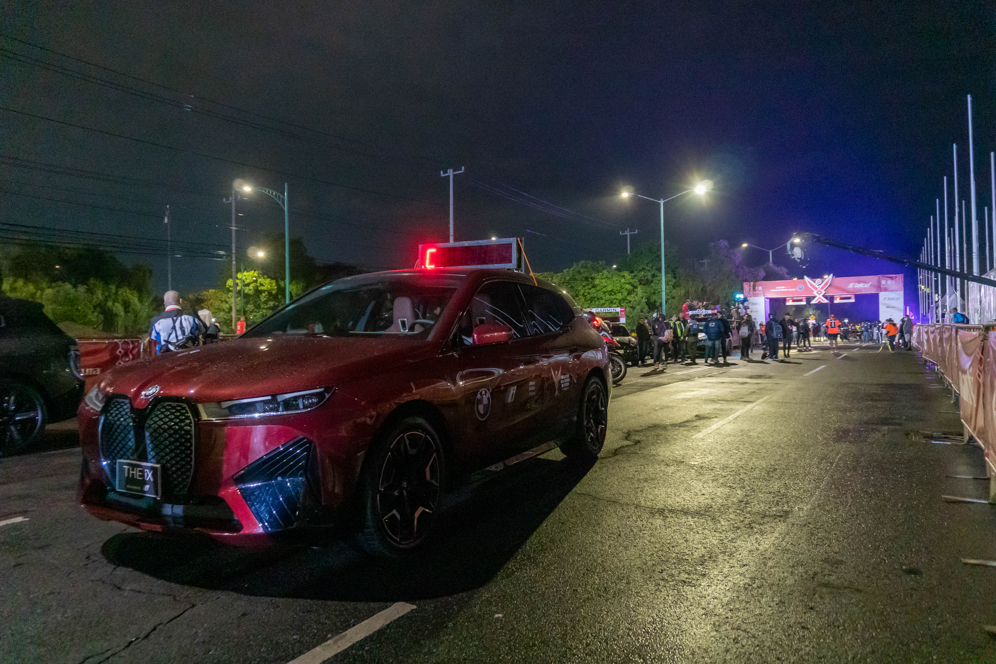 BMW Group electrificó la ruta del Maratón de la Ciudad de México 2022