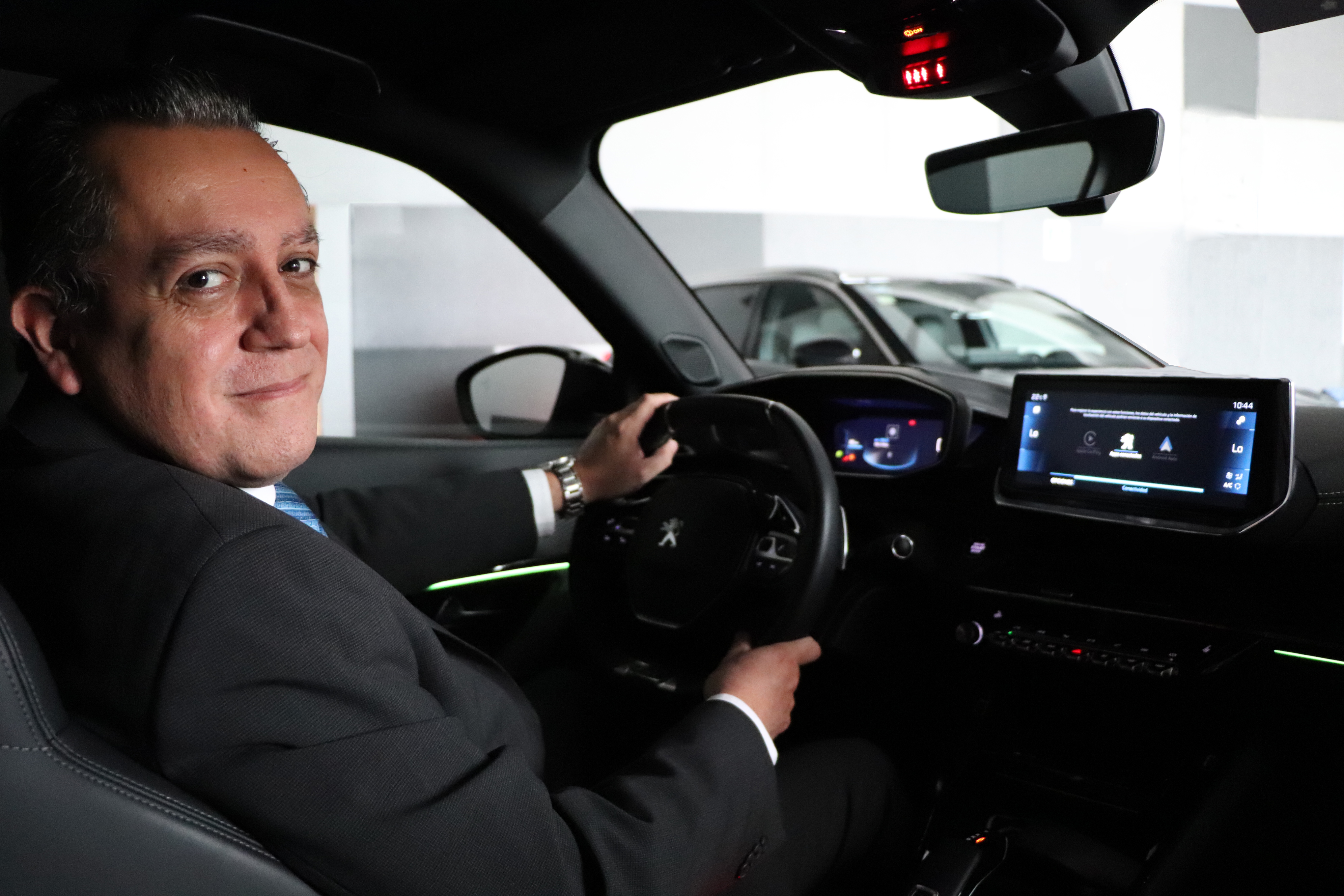 Eduardo Aranda Mirafuentes nuevo responsable de Peugeot México 