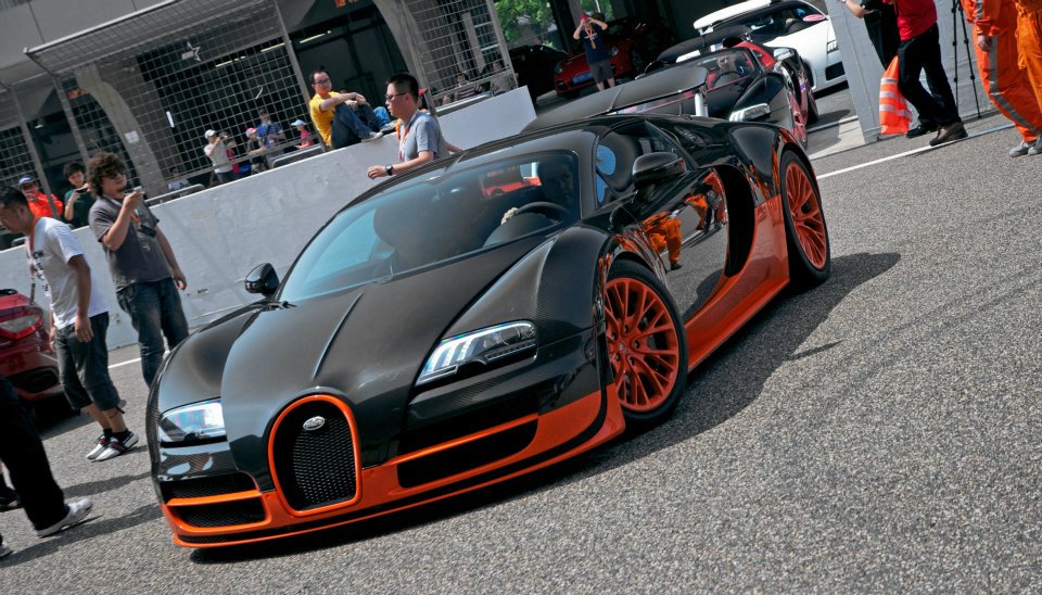 BugattiVeyronSuperSport | Memo Lira Los autos de producción más rápidos del mundo