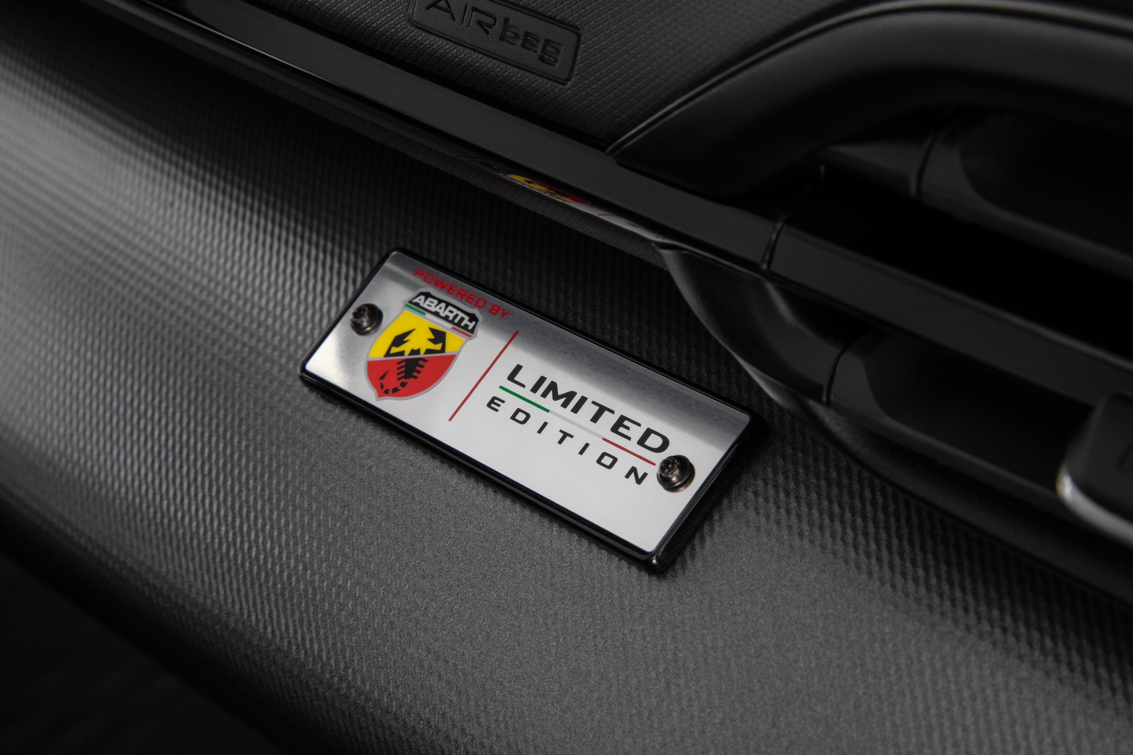 Fiat presenta su nuevo SUV Coupé Fastback | Memo Lira Fiat presenta su nuevo SUV Coupé Fastback