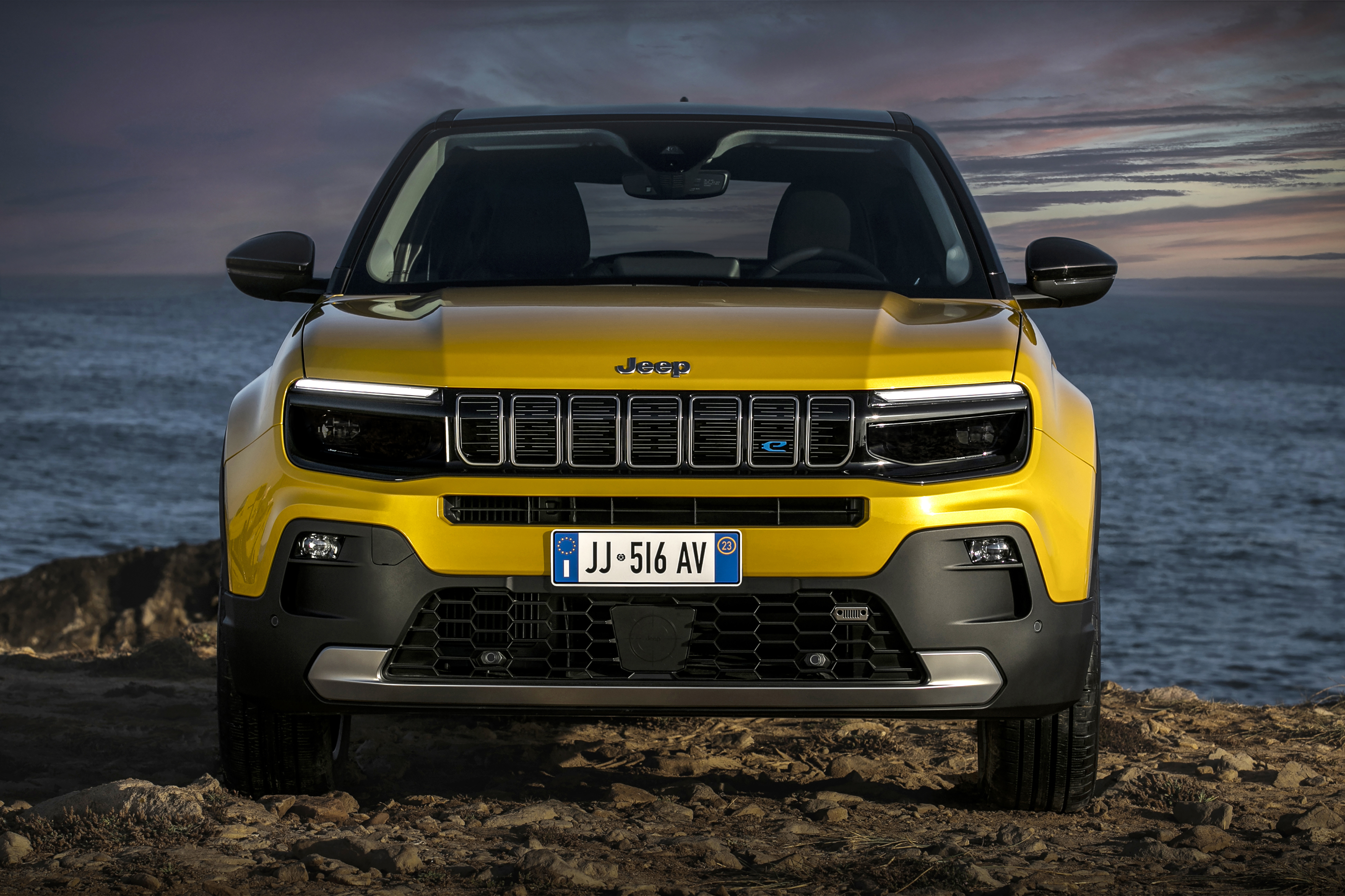 19jeepavenger6349923d9fbe8634d0f8ebae73 | Memo Lira