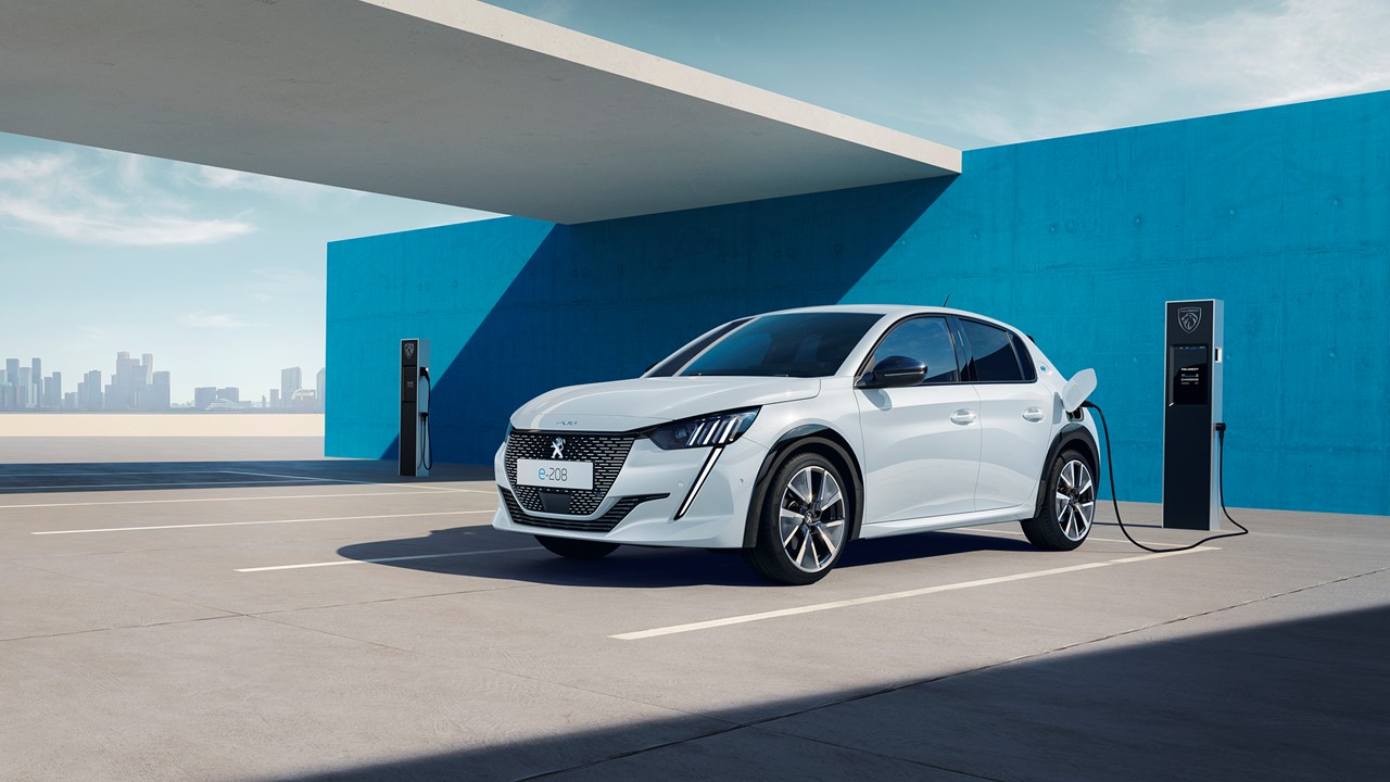 Peugeot presentará tres estrenos mundiales en el Auto Show de París 2022 | Memo Lira Peugeot presentará tres estrenos mundiales en el Auto Show de París 2022