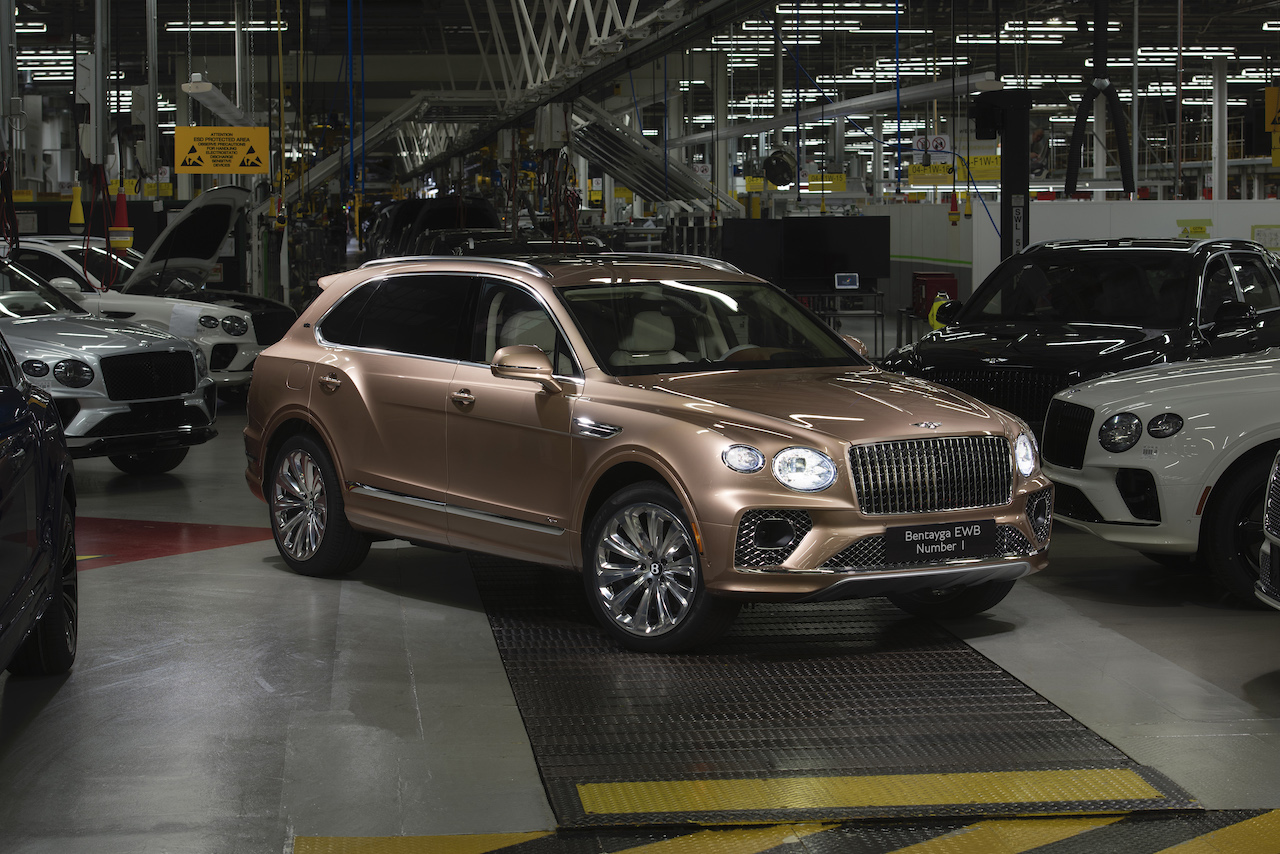 Bentley Bentayga inicia producción de versión con mayor tamaño