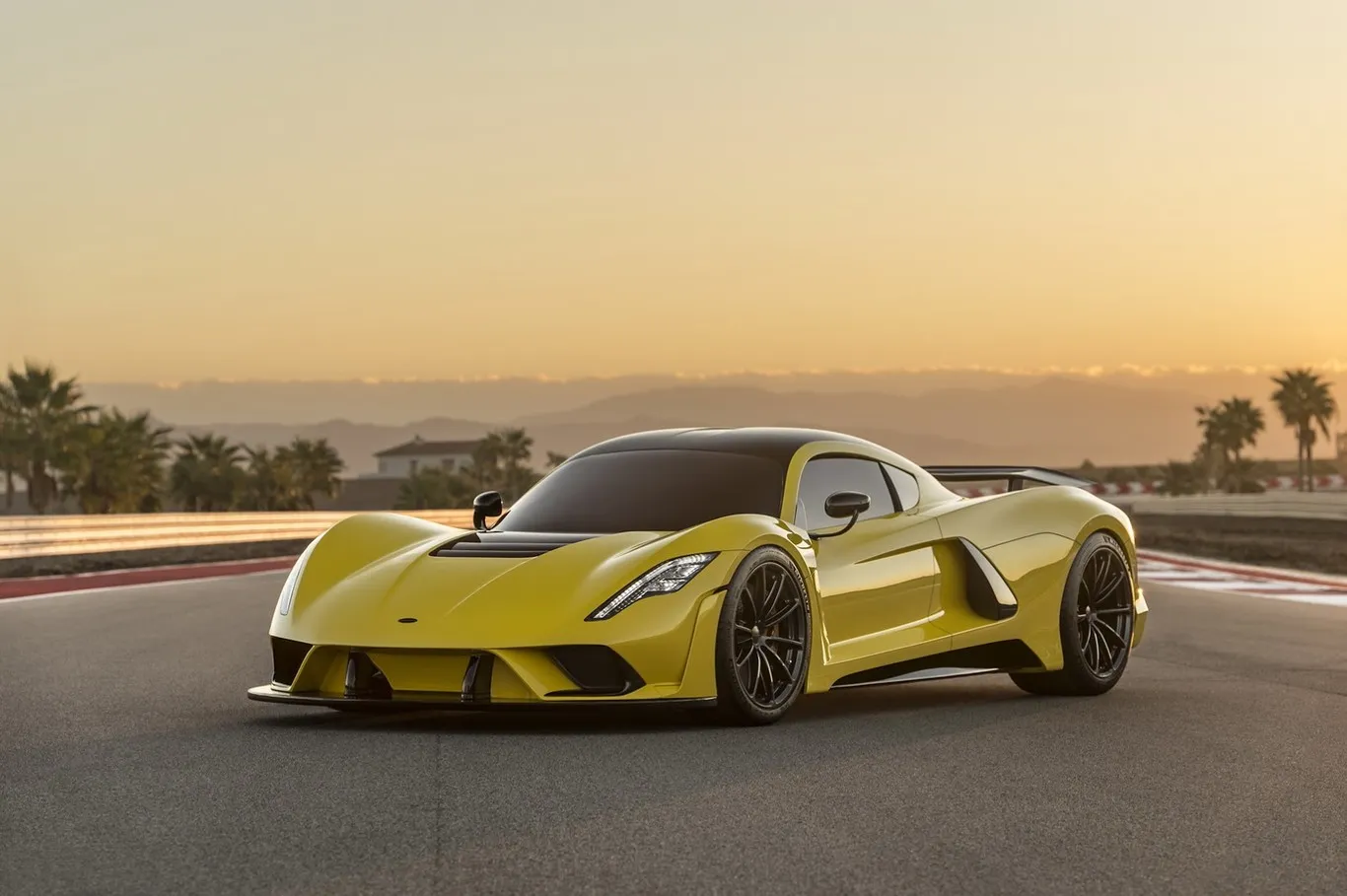Hennessy Venom F5