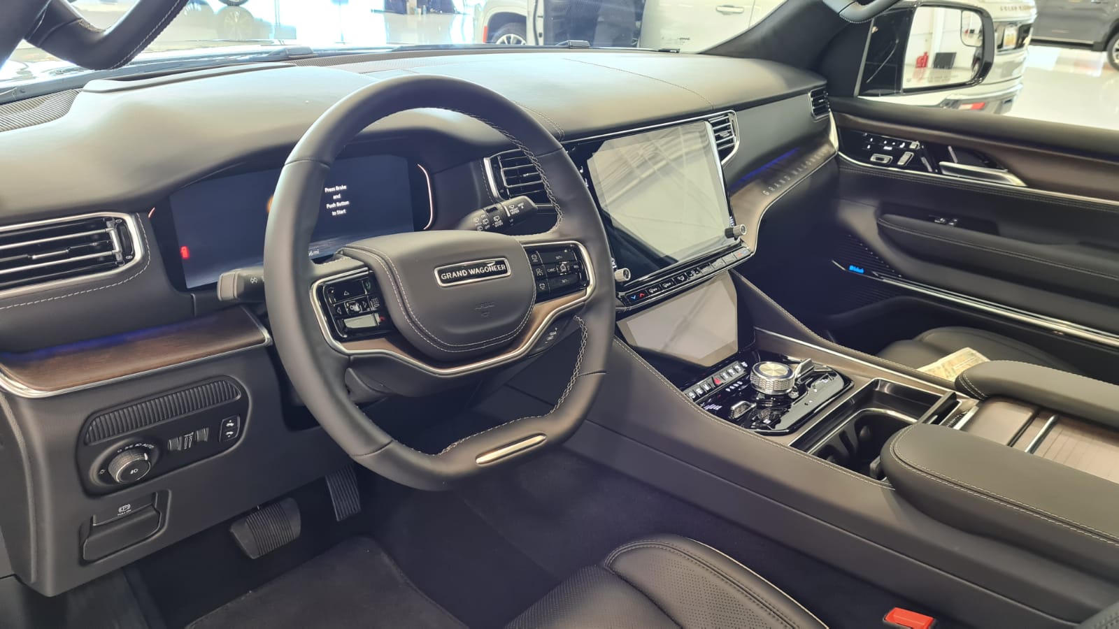 Interior Jeep Grand Wagoneer | Memo Lira Interior Jeep Grand Wagoneer