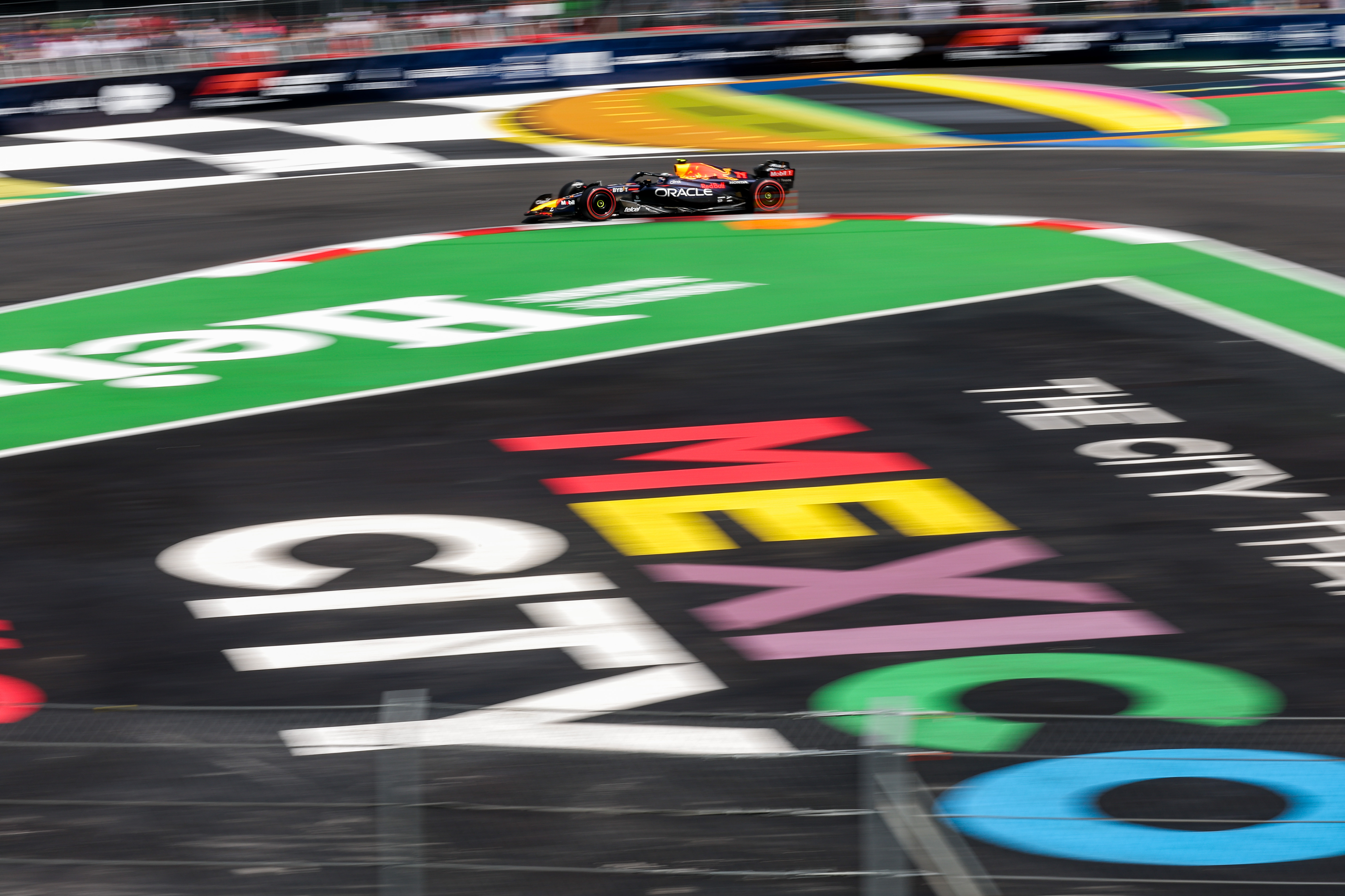 Max Verstappen logró la pole position en el Gran Premio de la Ciudad de México