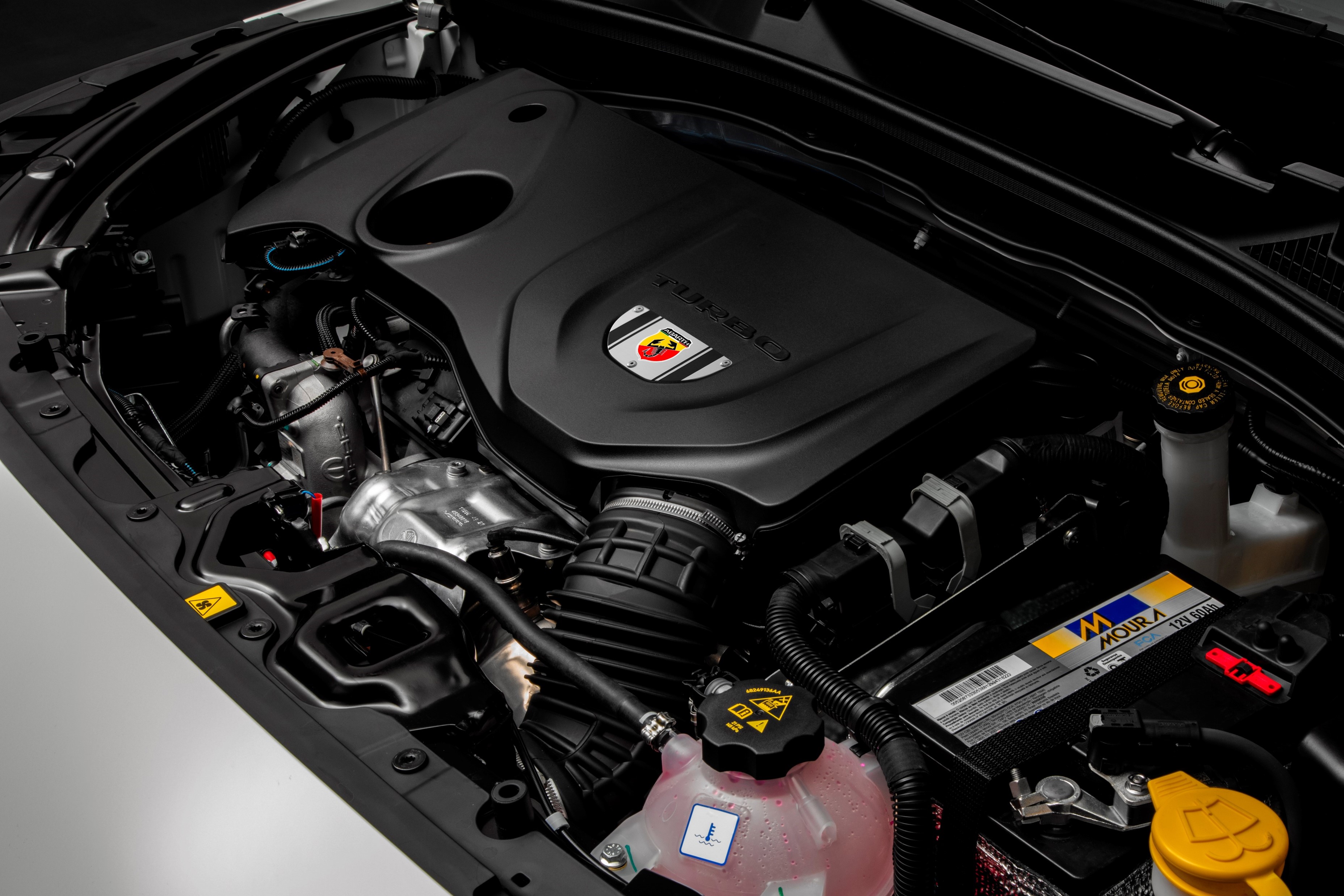 Fiat Pulse Abarth el SUV hace su debút en Brasil | Memo Lira Fiat Pulse Abarth el SUV hace su debút en Brasil