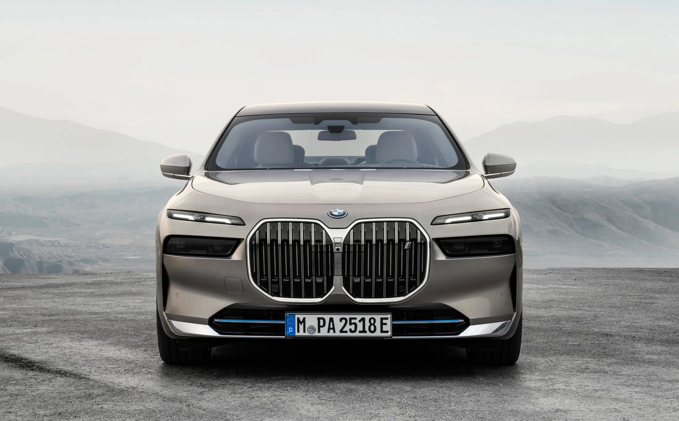 Leyenda BMW Serie 7, elegancia, excelencia e innovación