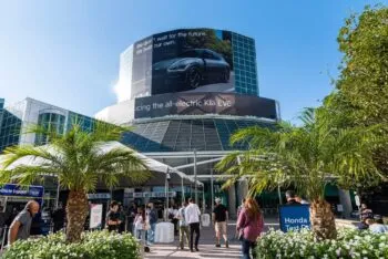 Abre edición 115 de “Los Angeles Auto Show”