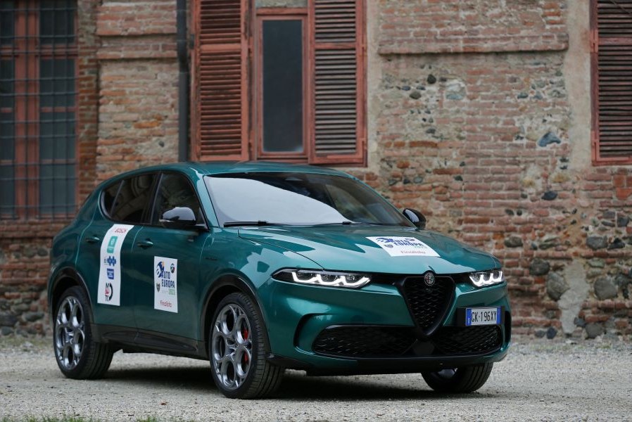 Alfa Romeo Tonale ha sido nombrado "Auto Europa 2023"