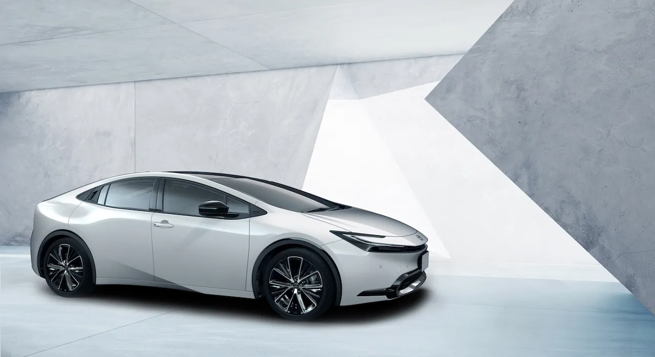 El mundo híbrido se hace mejor: nuevo Toyota Prius