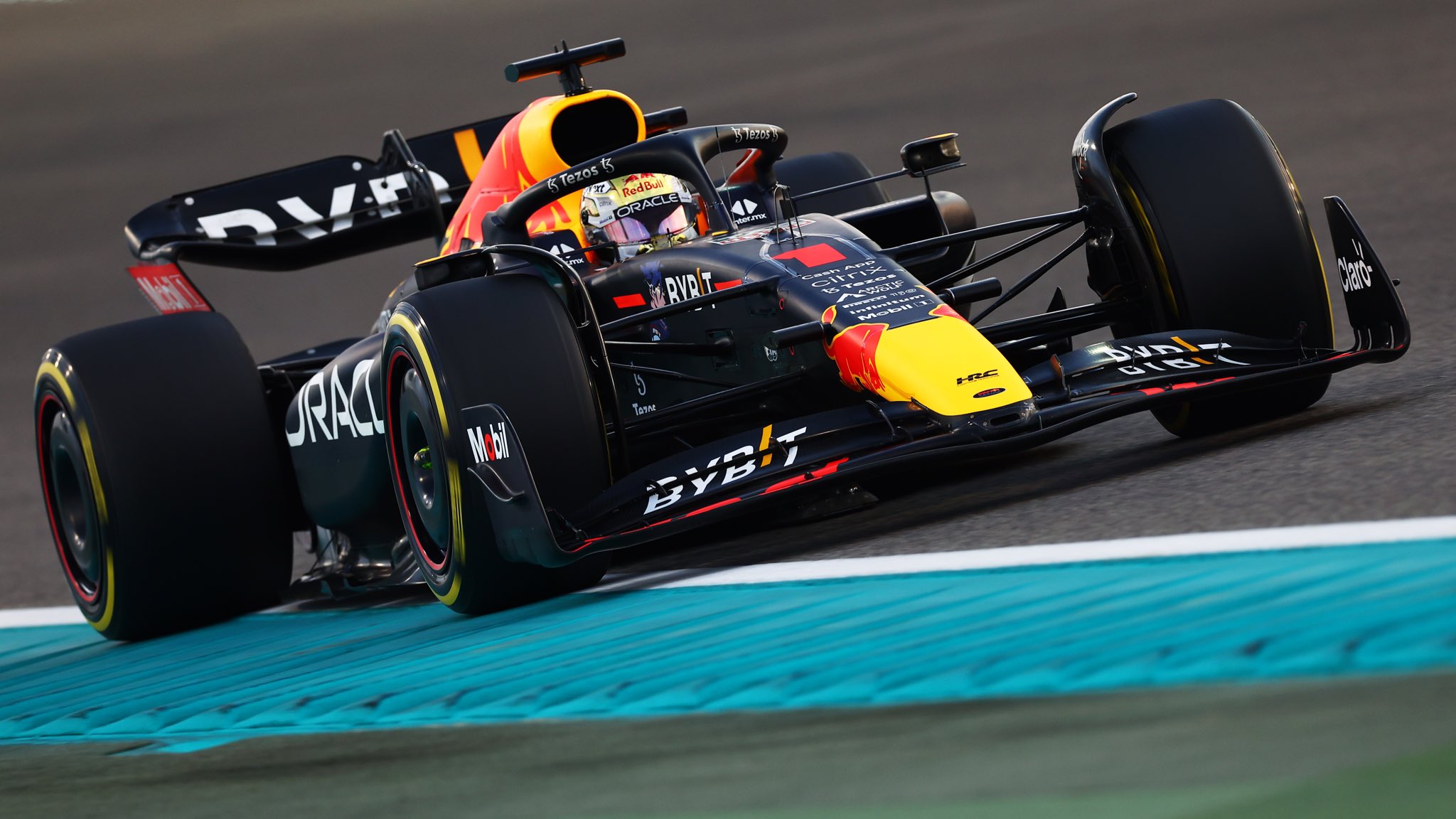 Max Verstappen gana el GP de Abu Dhabi, Leclerc subcampeón