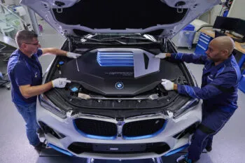 BMW iX5 Hydrogen: comienza la producción de vehículo propulsado por hidrógeno