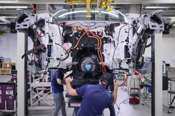 BMW iX5 Hydrogen: comienza la producción de vehículo propulsado por hidrógeno