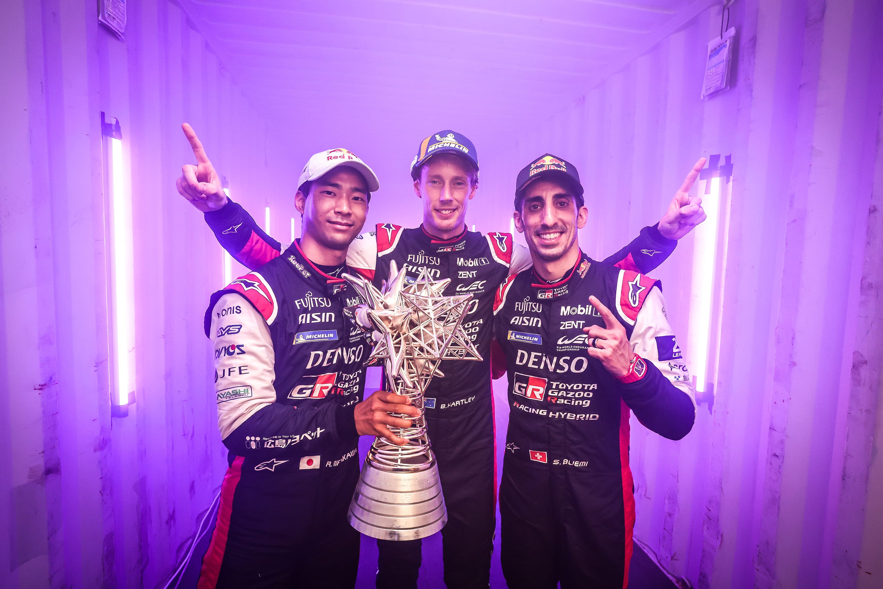 Toyota protagonista con tres títulos mundiales | Memo Lira Toyota protagonista con tres títulos mundiales