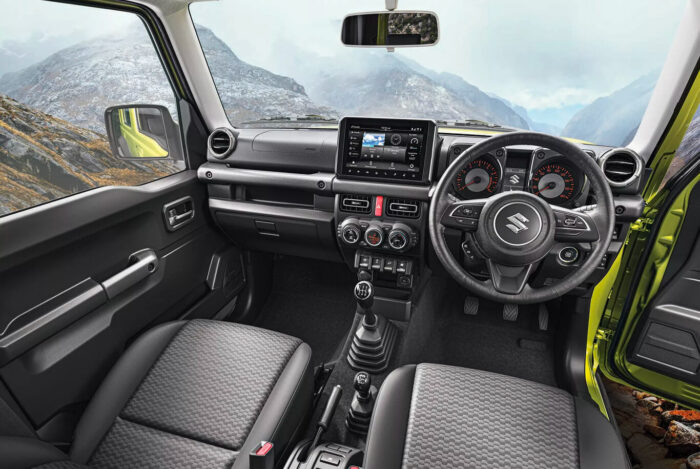 Interior Suzuki Jimny cinco puertas