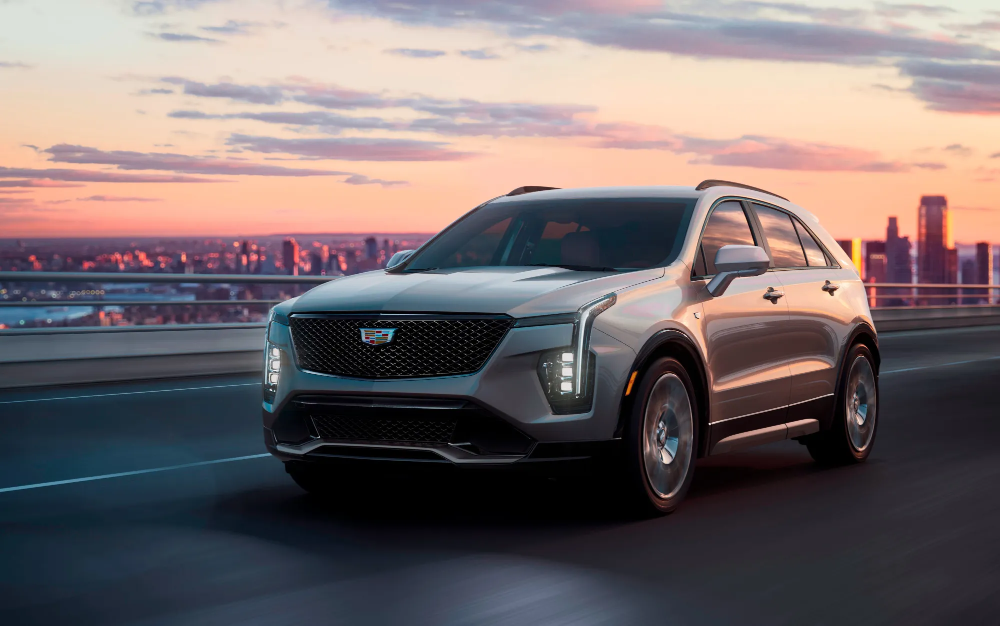 Cadillac XT4 2024, mayor lujo y tecnología