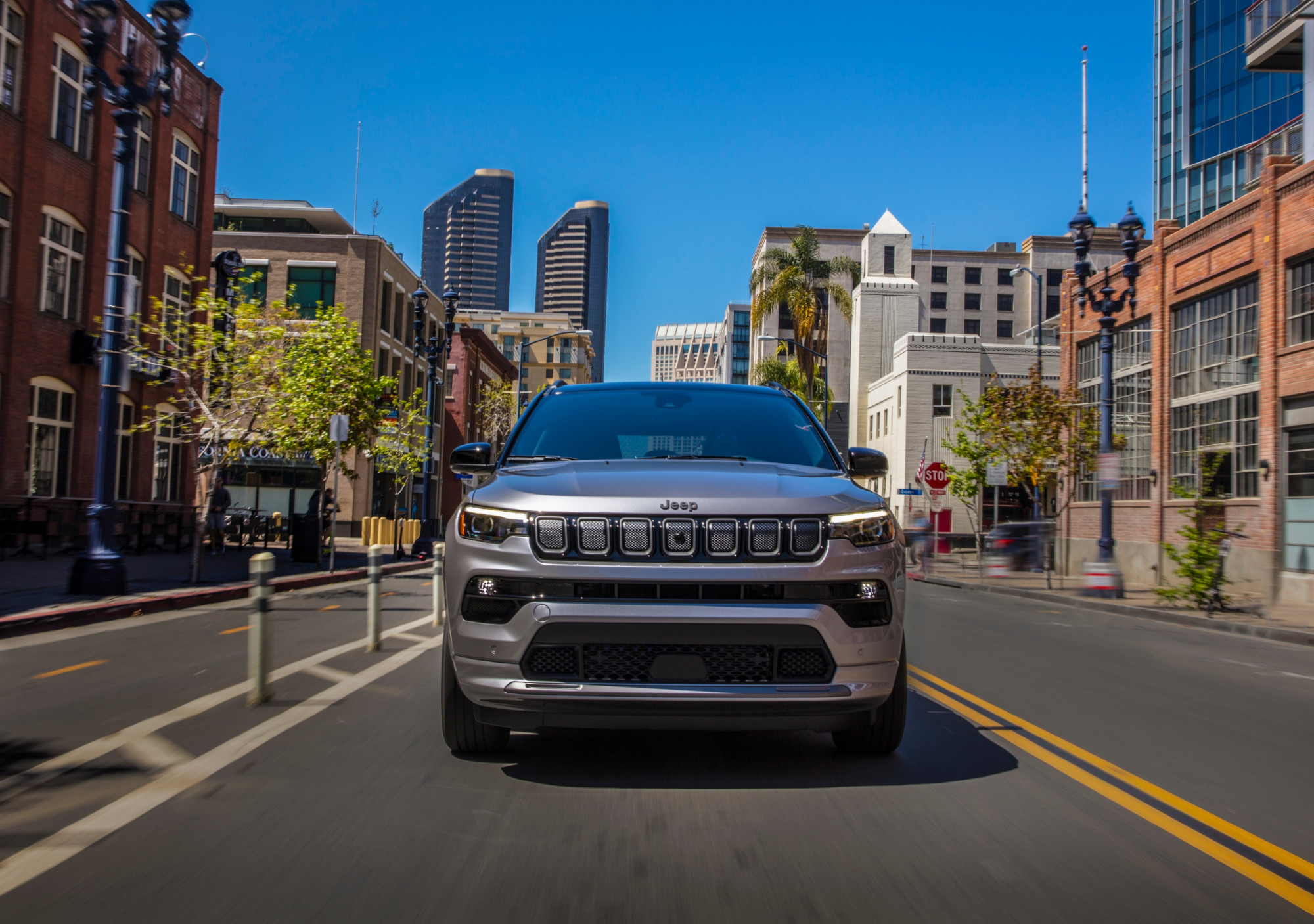Jeep Compass High Altitude | Memo Lira Jeep Compass High Altitude