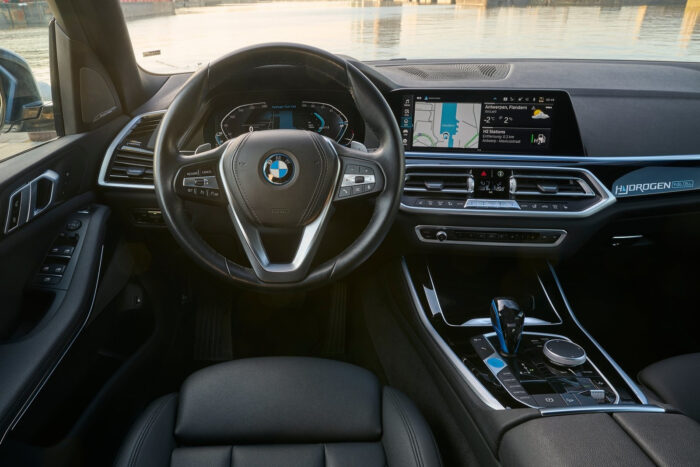 Interior BMW iX5 Hydrogen Concept