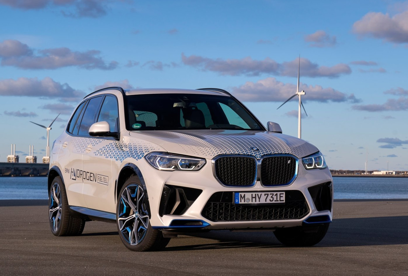 BMW iX5 Hydrogen Concept continúa en evolución