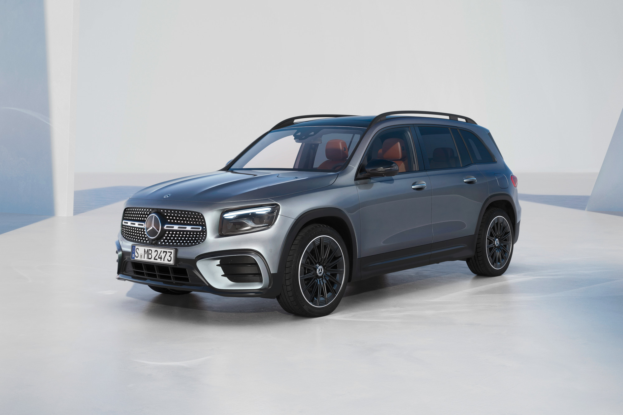 The new MercedesBenz GLB | Memo Lira